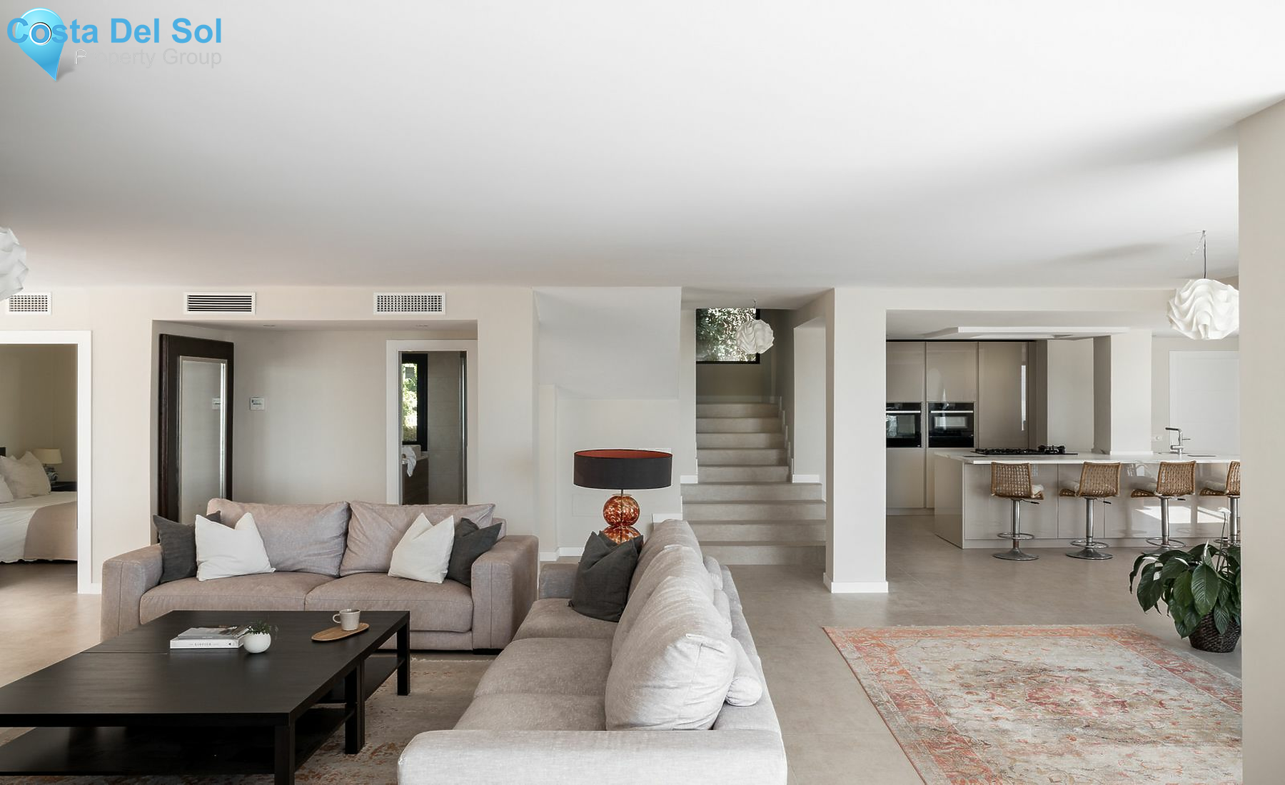 Detached Villa in Nueva Andalucía-1201962