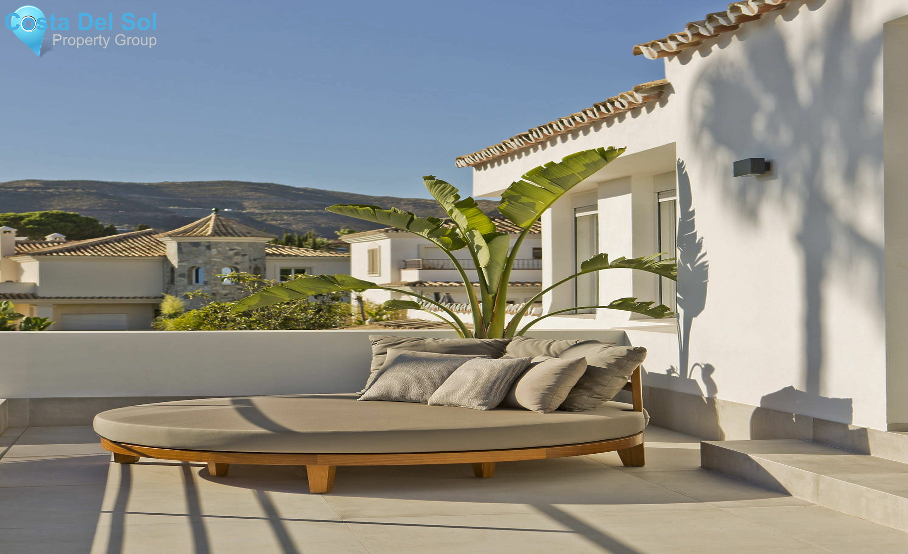 Detached Villa in Nueva Andalucía-1207411