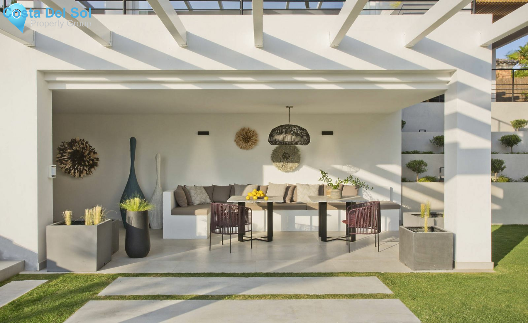 Detached Villa in Nueva Andalucía-1207412