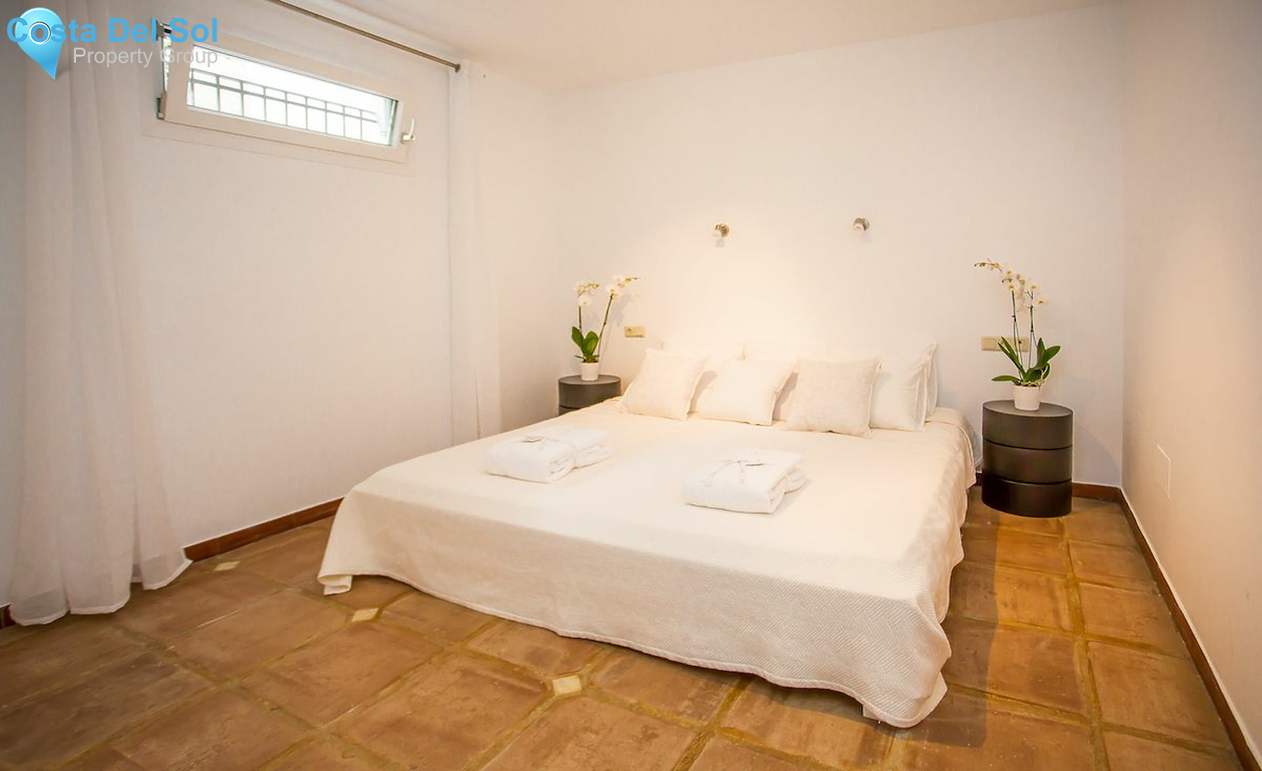 Detached Villa in Nueva Andalucía-1213503