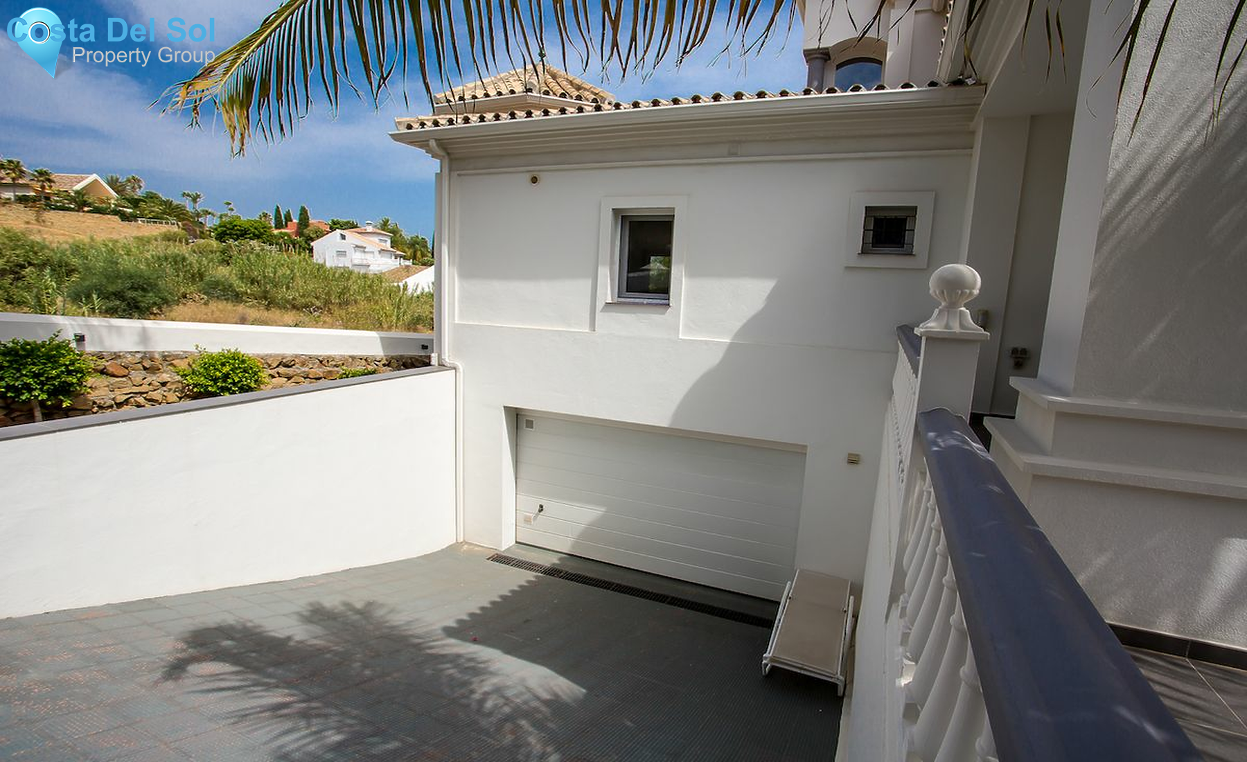 Detached Villa in Nueva Andalucía-1213508