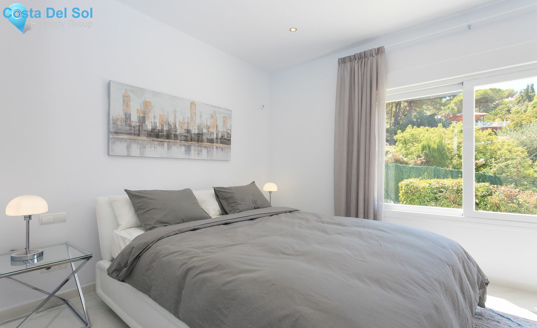 Detached Villa in Nueva Andalucía-1387486