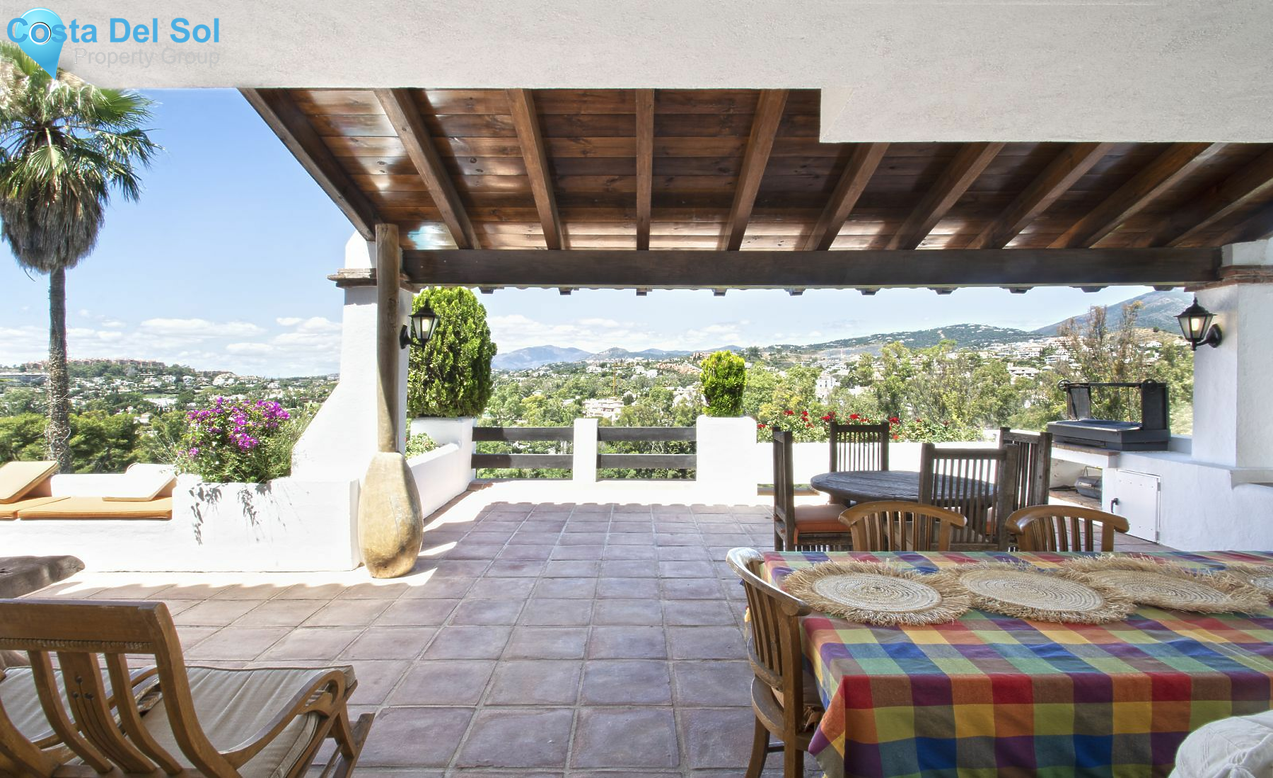 Detached Villa in Nueva Andalucía-1388476