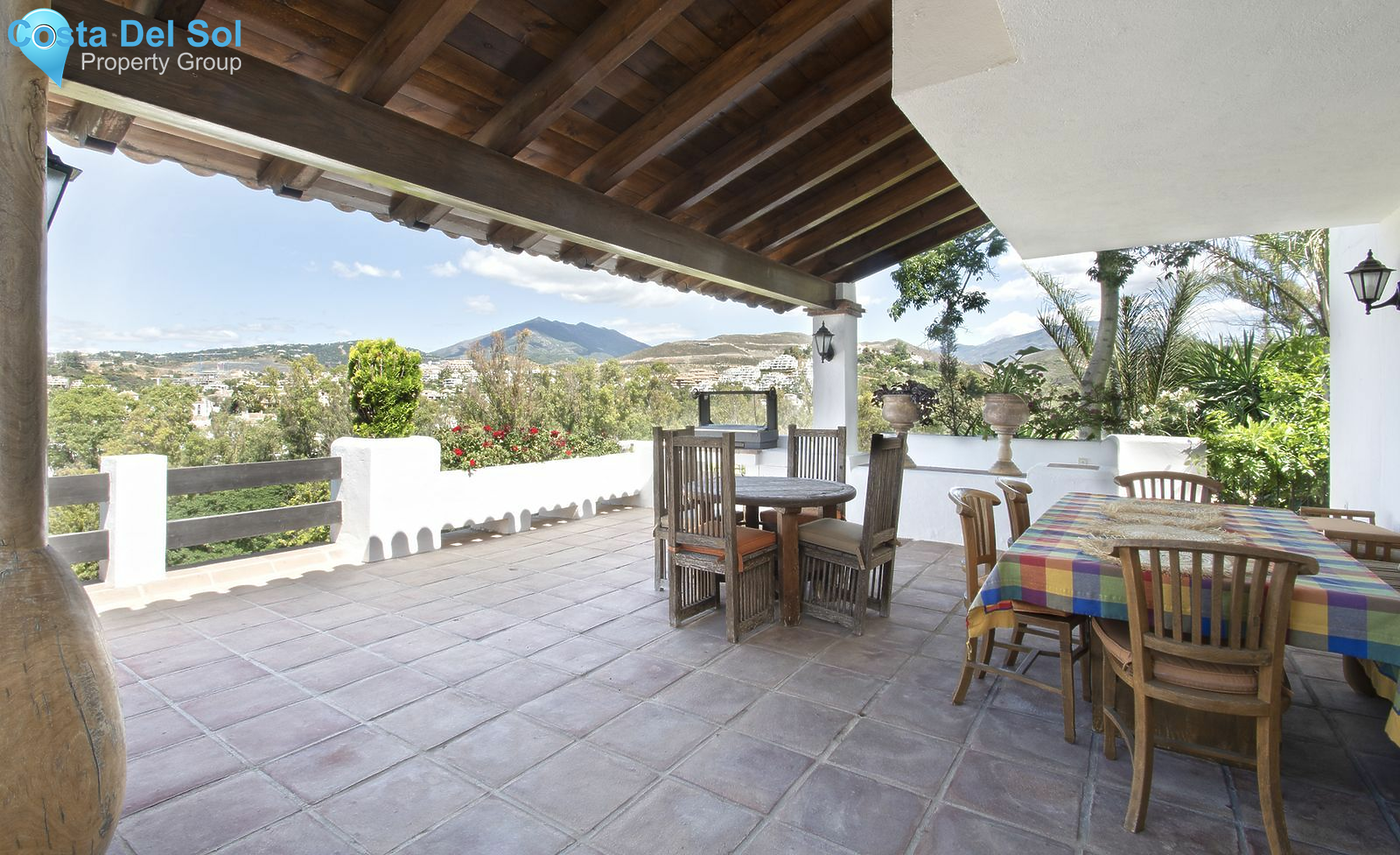 Detached Villa in Nueva Andalucía-1388480