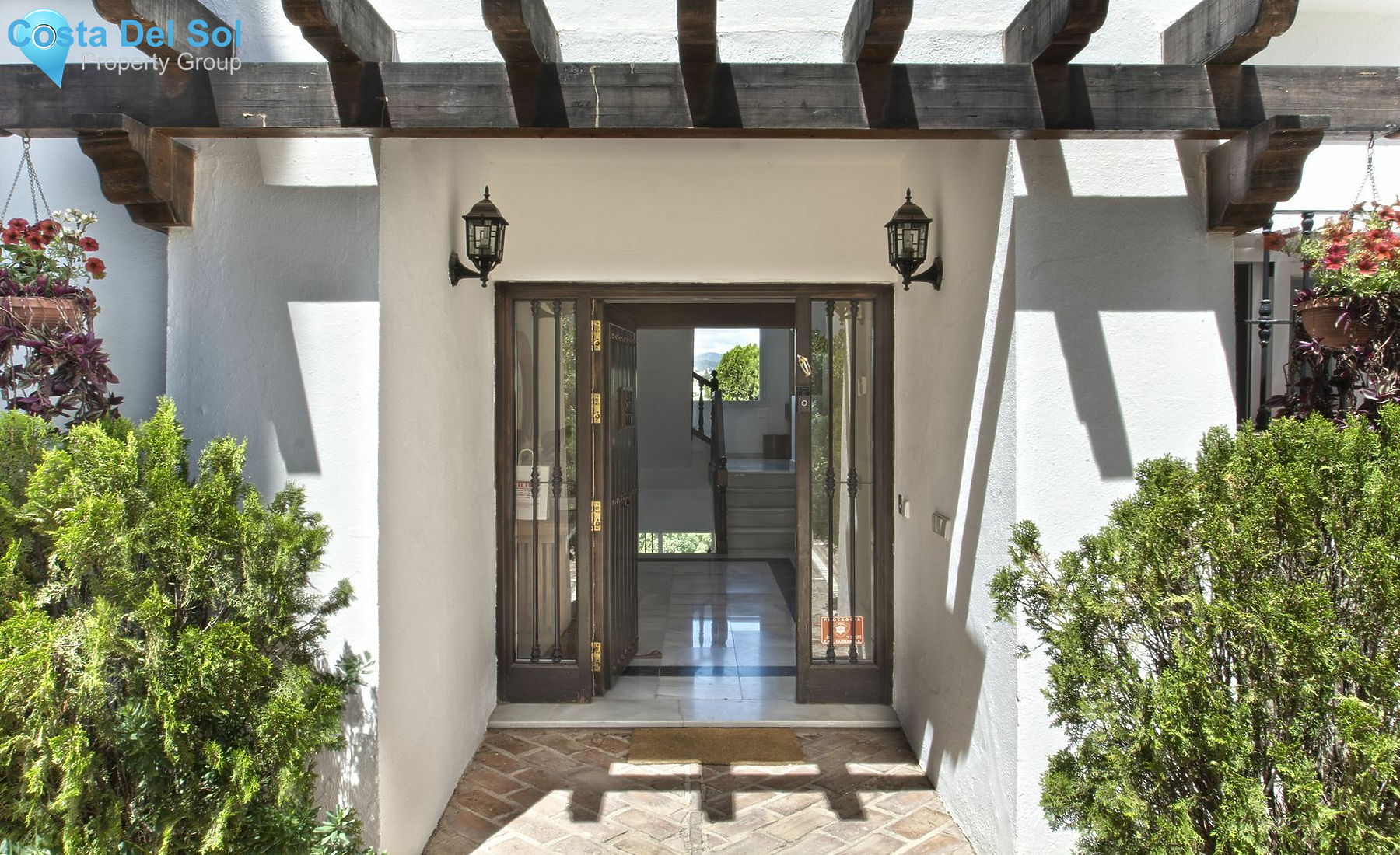 Detached Villa in Nueva Andalucía-1388468
