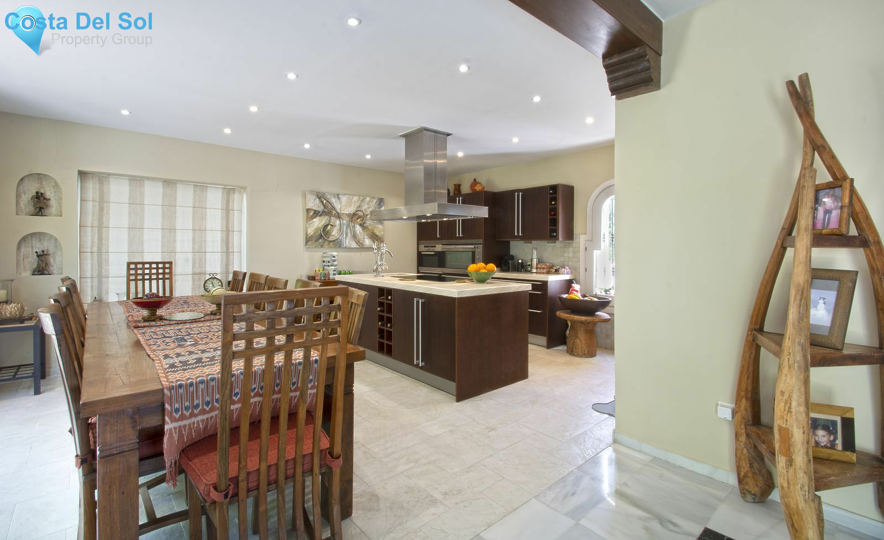 Detached Villa in Nueva Andalucía-1388473