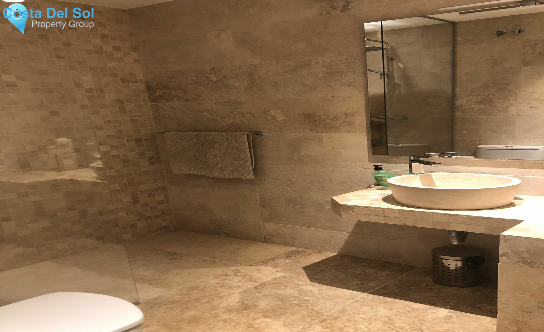 Detached Villa in Nueva Andalucía-1396631
