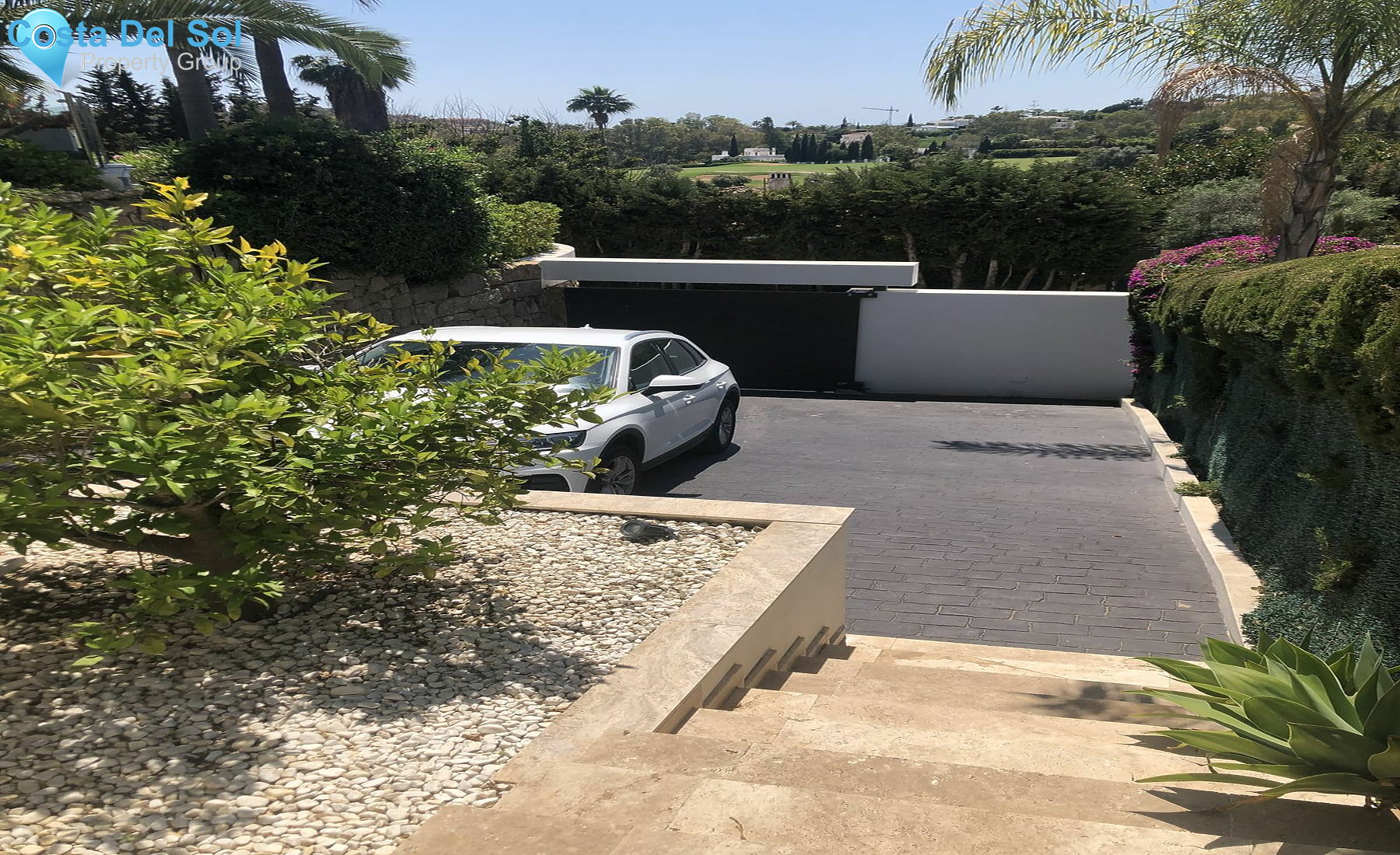 Detached Villa in Nueva Andalucía-1396615
