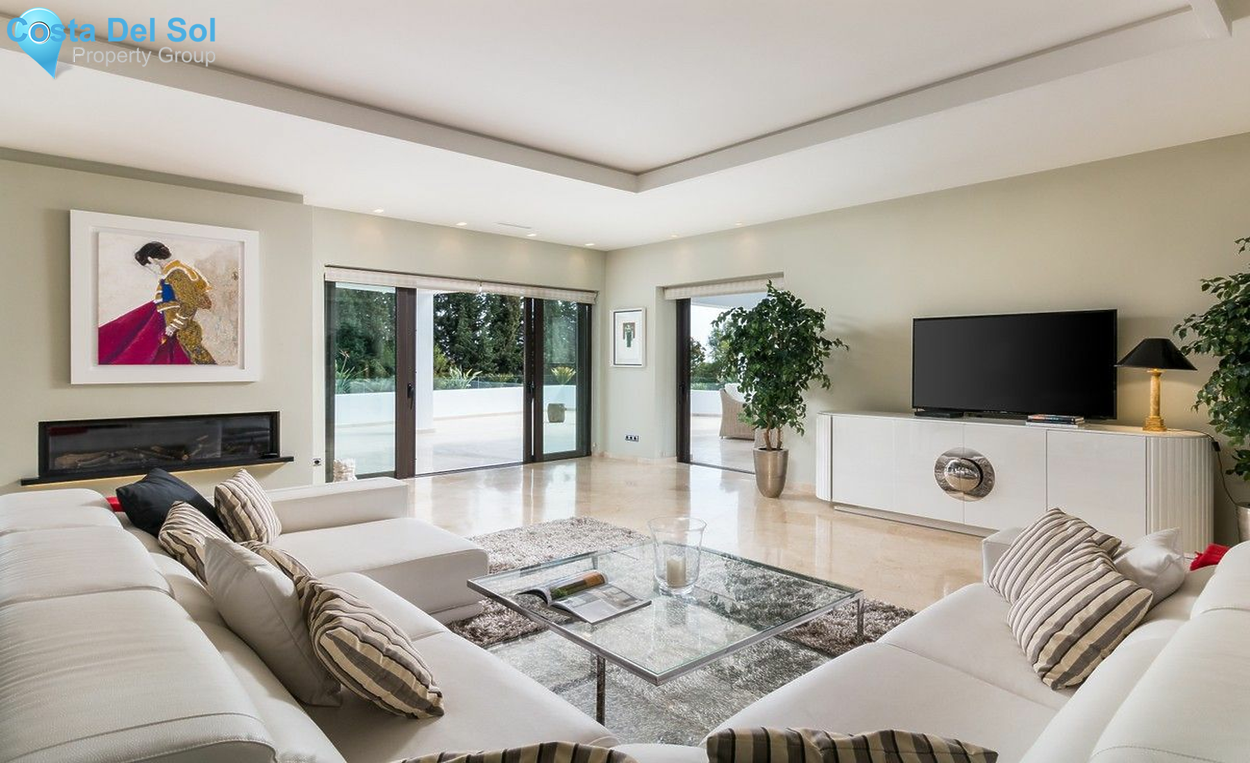 Detached Villa in Nueva Andalucía-1397752