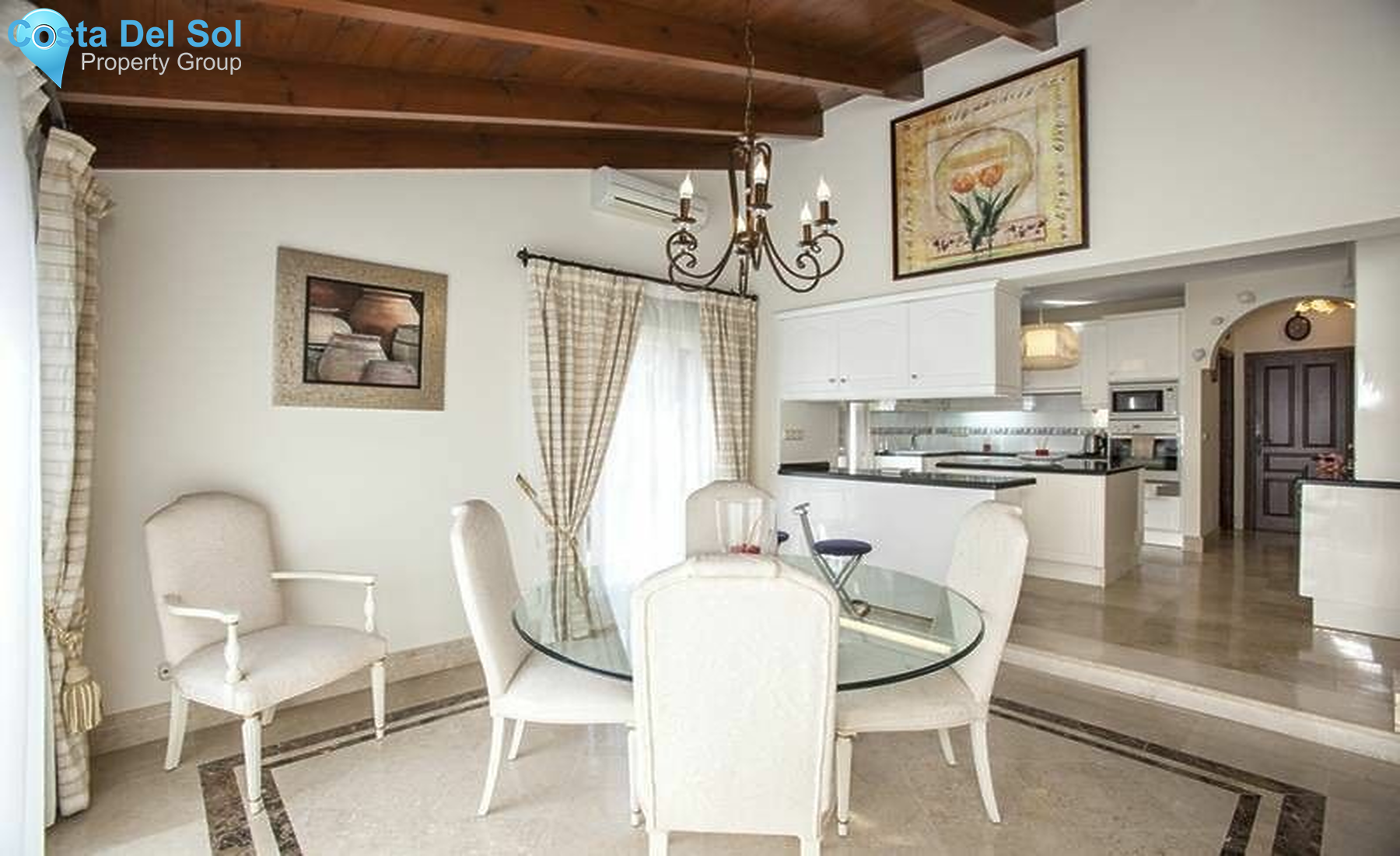 Detached Villa in Nueva Andalucía-1420175