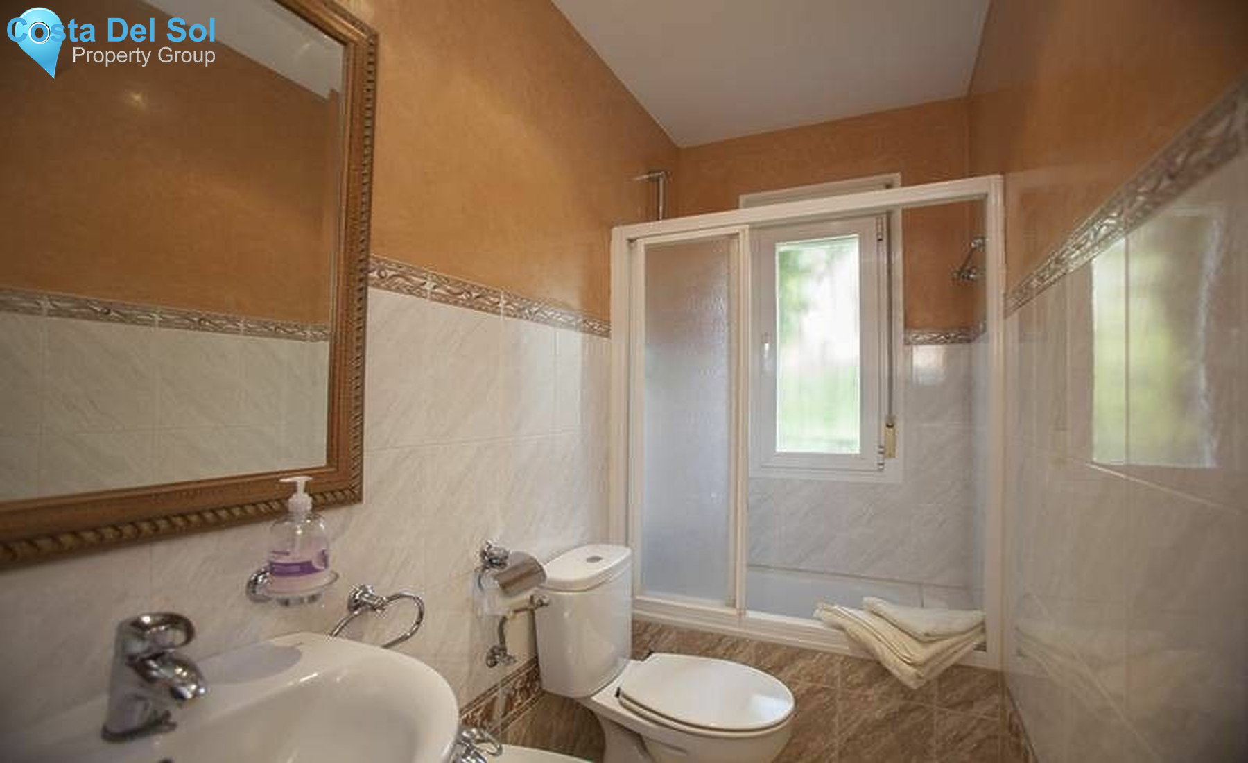 Detached Villa in Nueva Andalucía-1420181