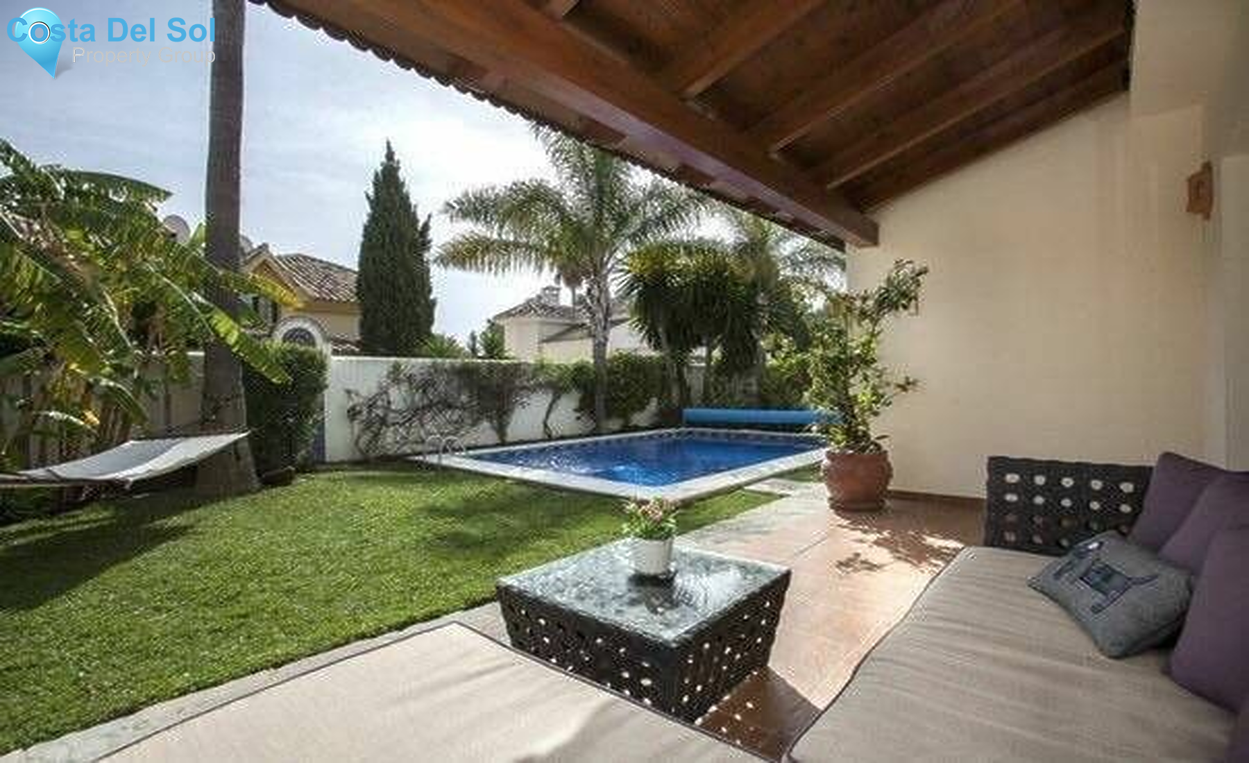 Detached Villa in Nueva Andalucía-1420171