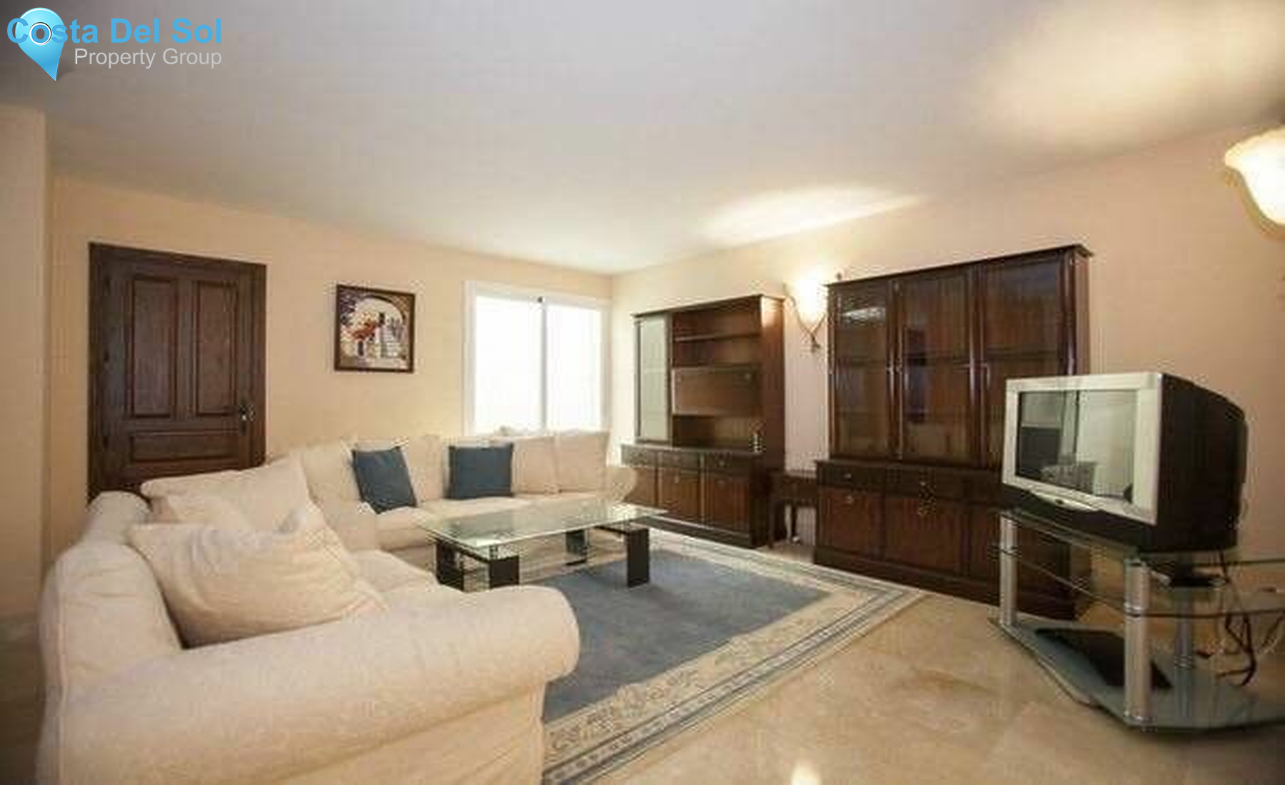 Detached Villa in Nueva Andalucía-1420172
