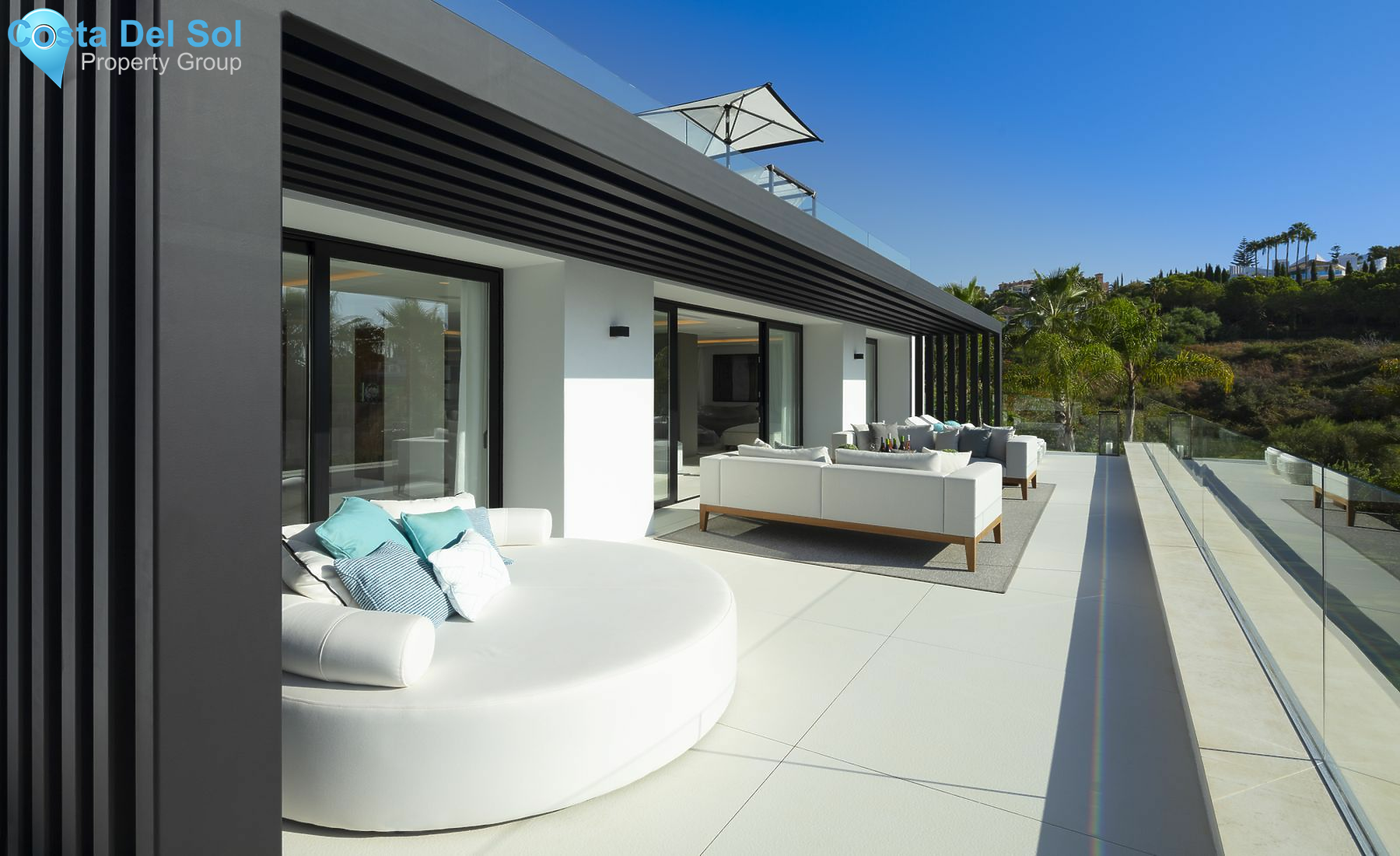 Detached Villa in Nueva Andalucía