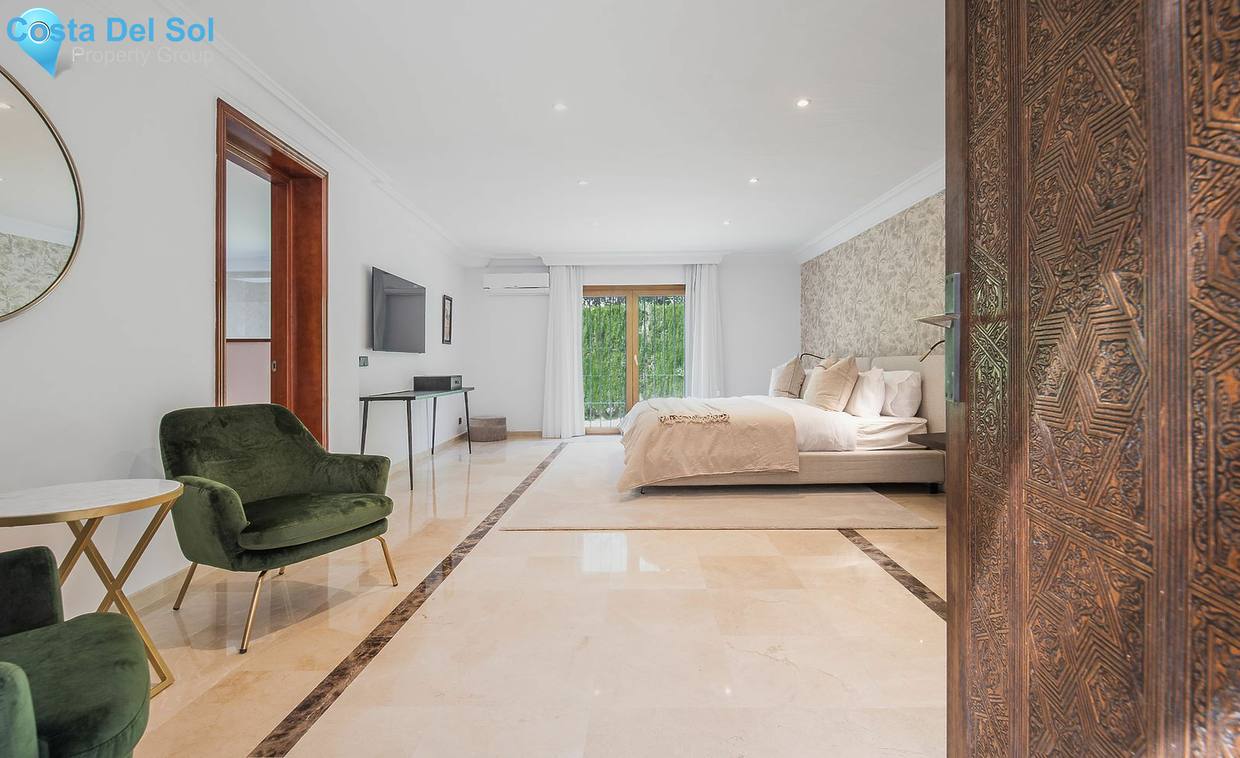 Detached Villa in Nueva Andalucía-1447881