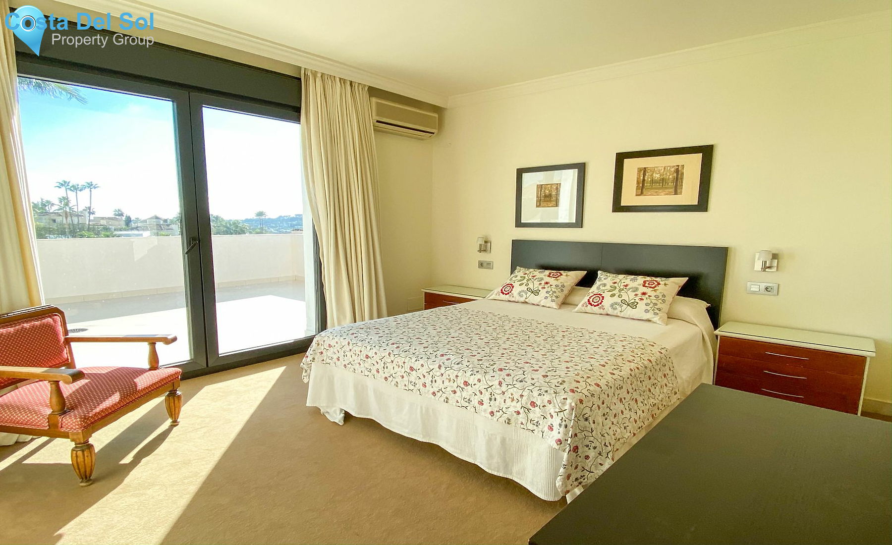 Detached Villa in Nueva Andalucía-1449887