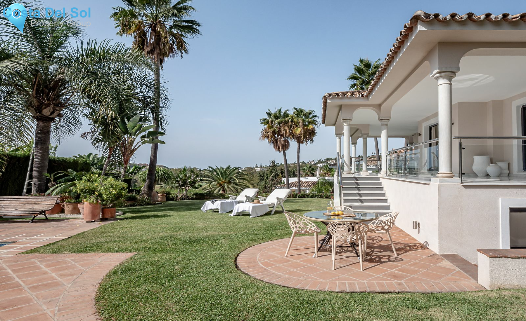Detached Villa in Nueva Andalucía-1449876