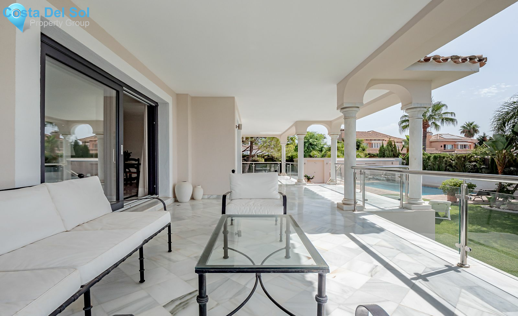 Detached Villa in Nueva Andalucía-1449879