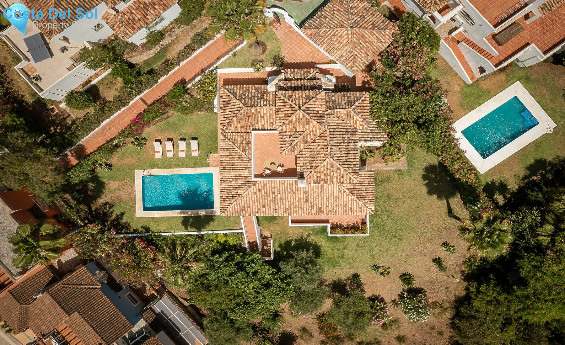 Detached Villa in Nueva Andalucía-1467312