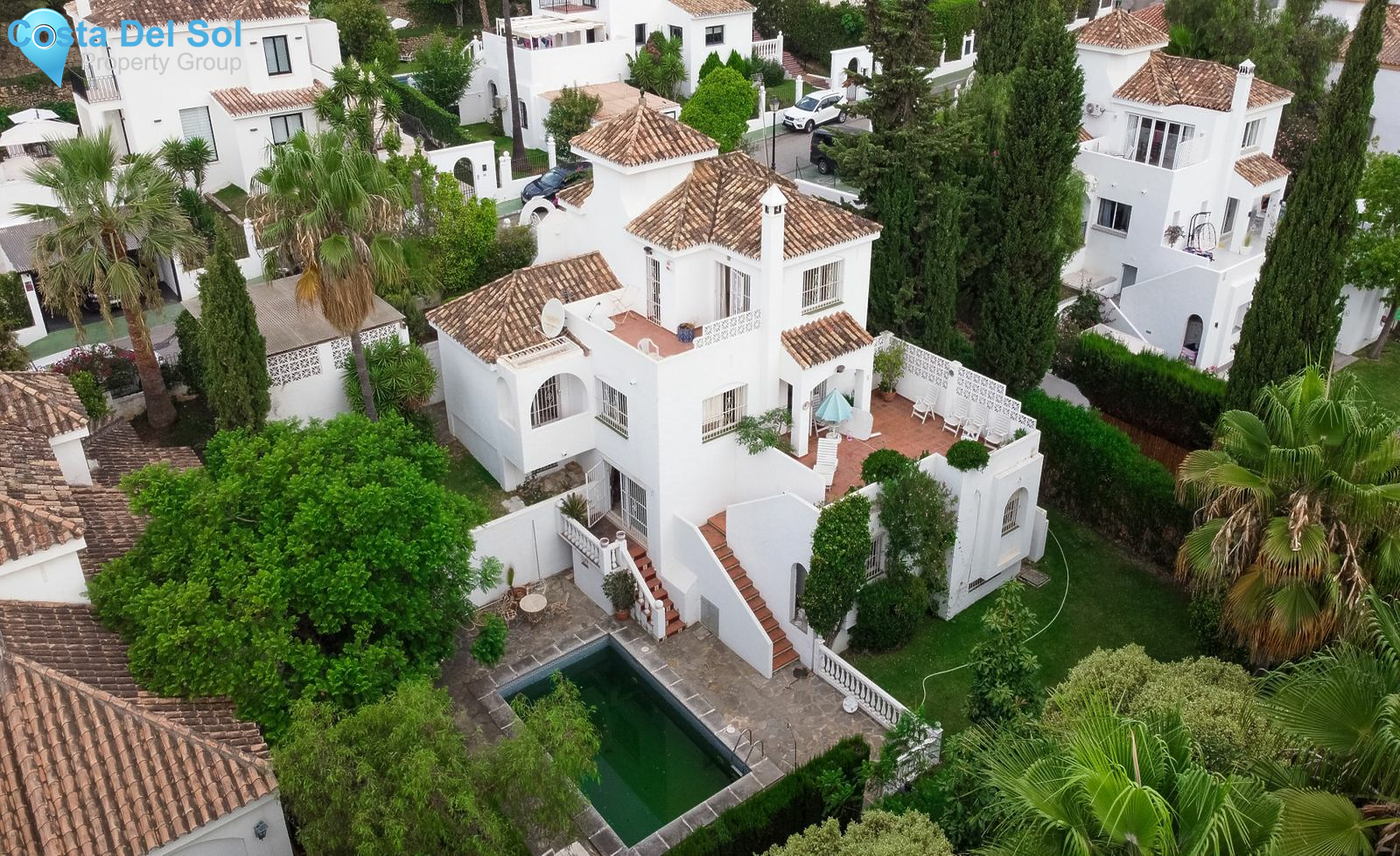Detached Villa in Nueva Andalucía-1470493