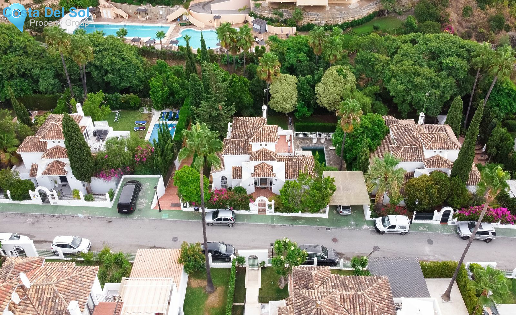 Detached Villa in Nueva Andalucía-1470496