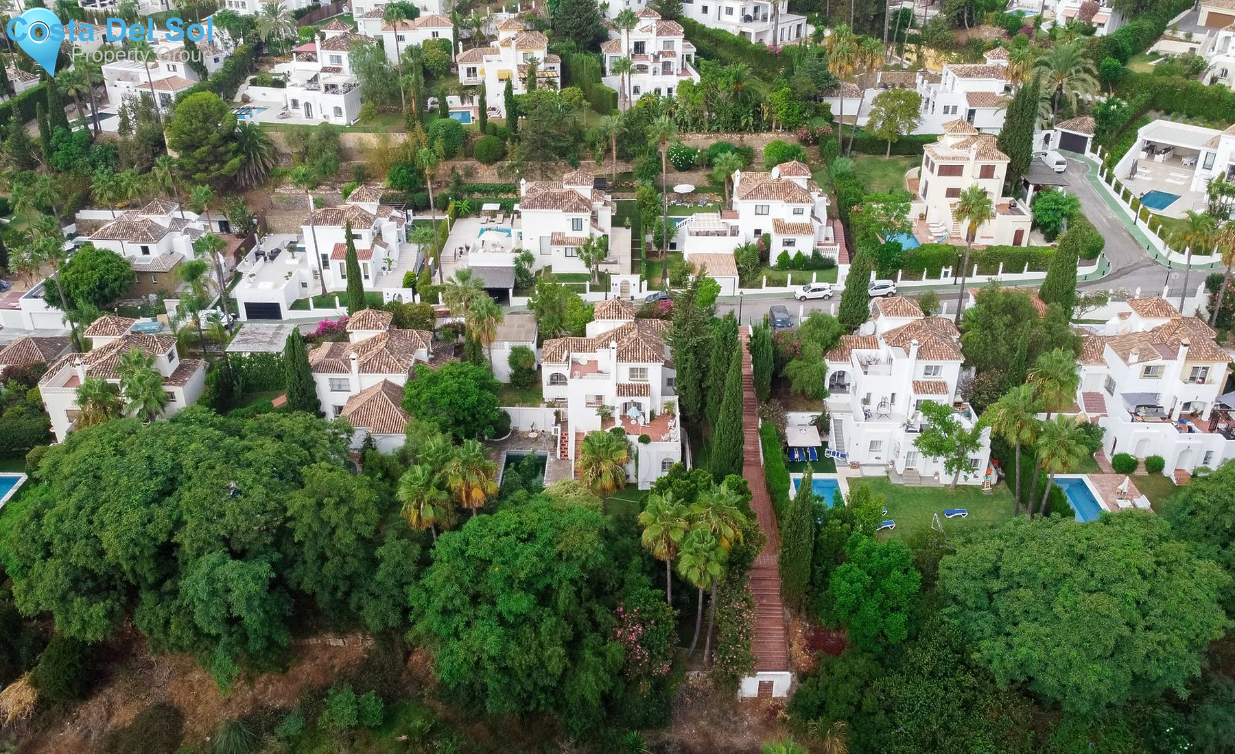 Detached Villa in Nueva Andalucía-1470497