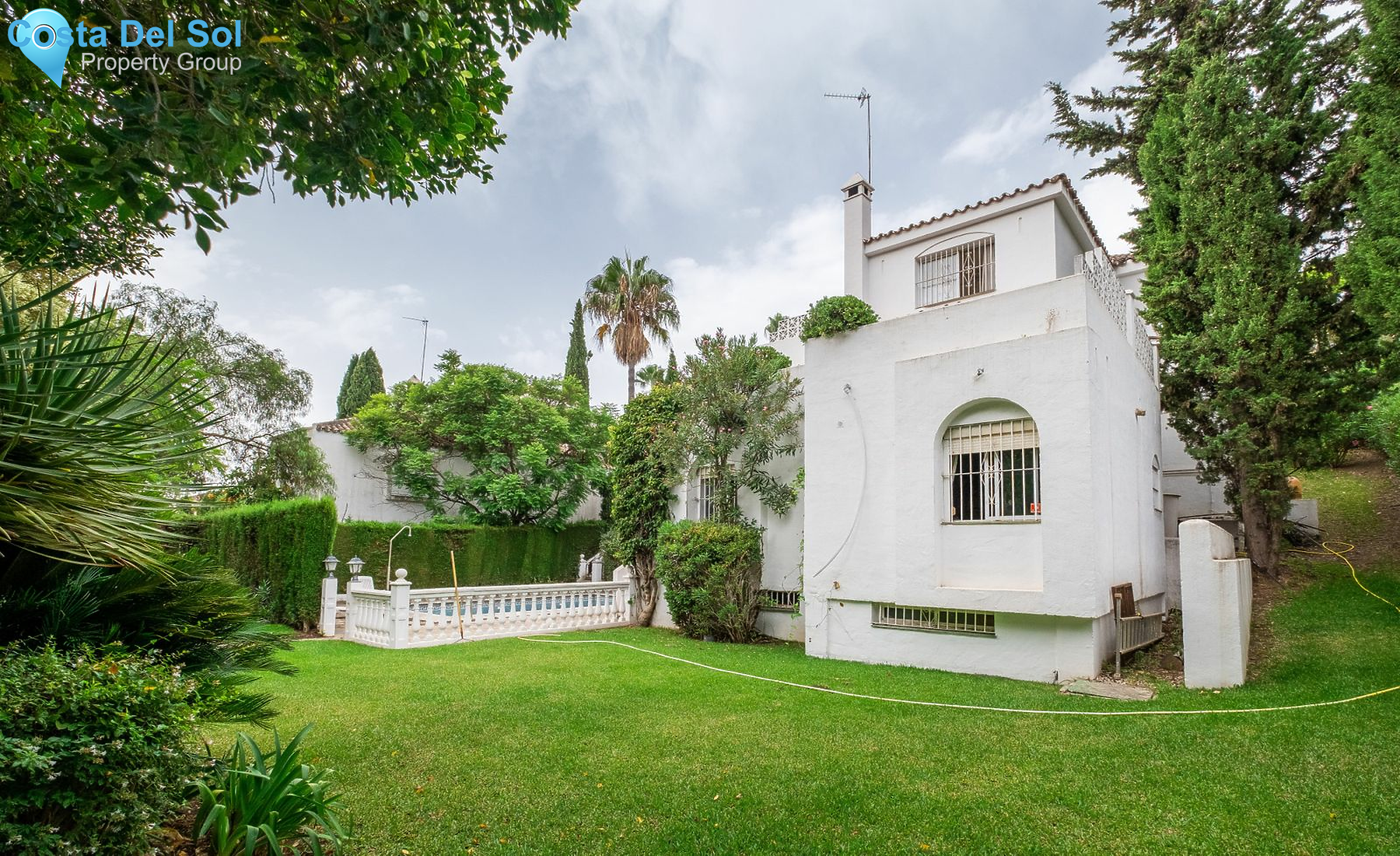 Detached Villa in Nueva Andalucía-1470498