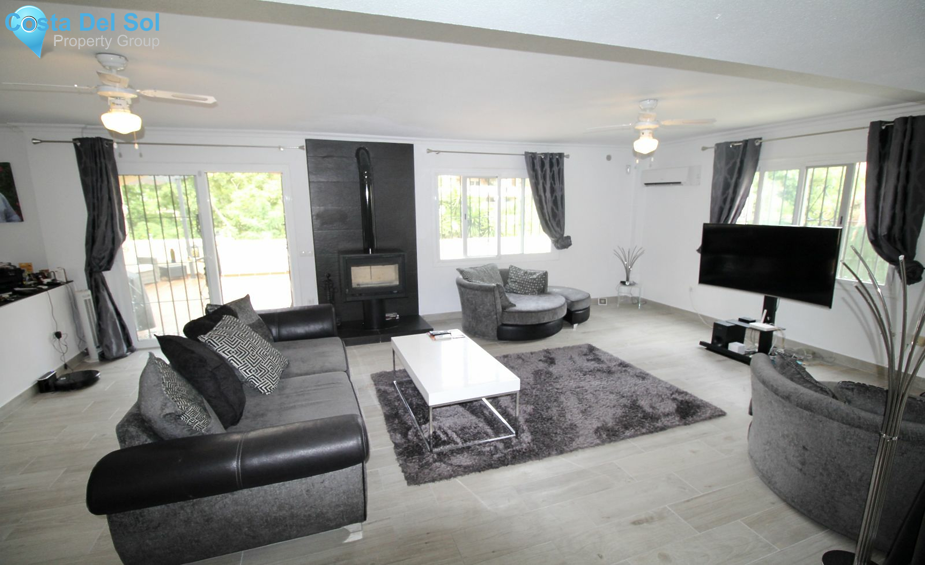 Detached Villa in Nueva Andalucía-1472421