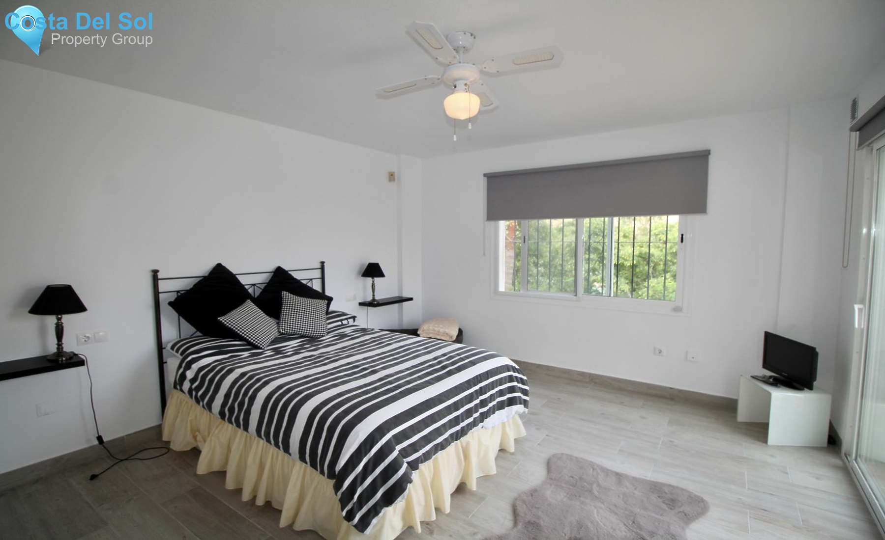 Detached Villa in Nueva Andalucía-1472422
