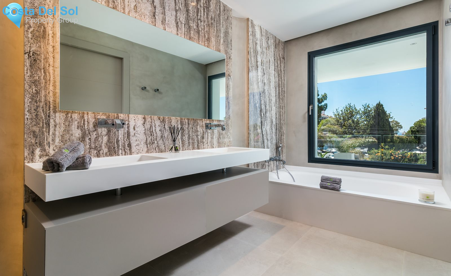 Detached Villa in Nueva Andalucía-1473794