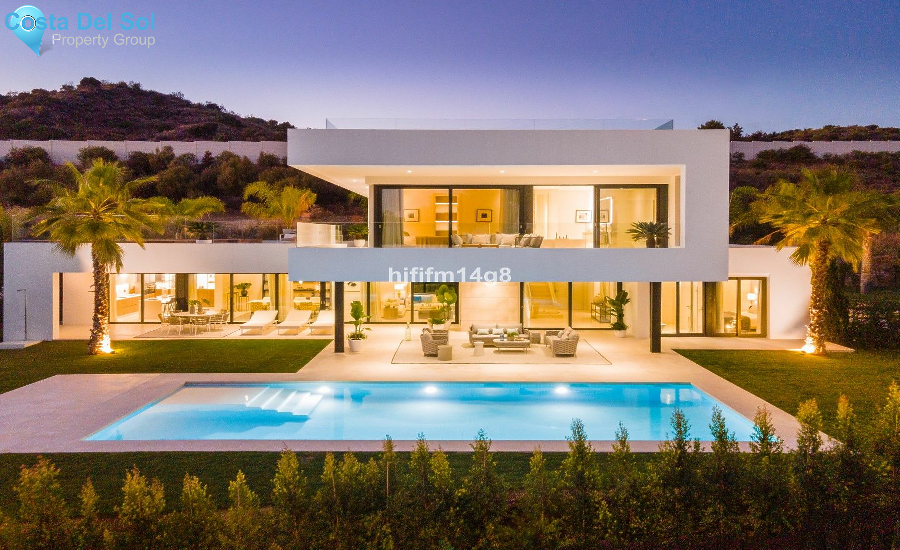 Detached Villa in Nueva Andalucía