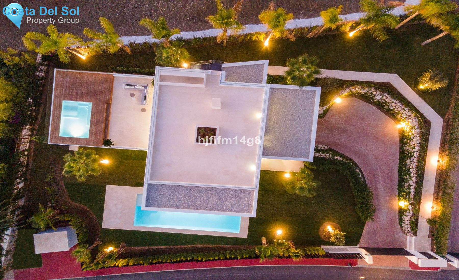 Detached Villa in Nueva Andalucía-1485156