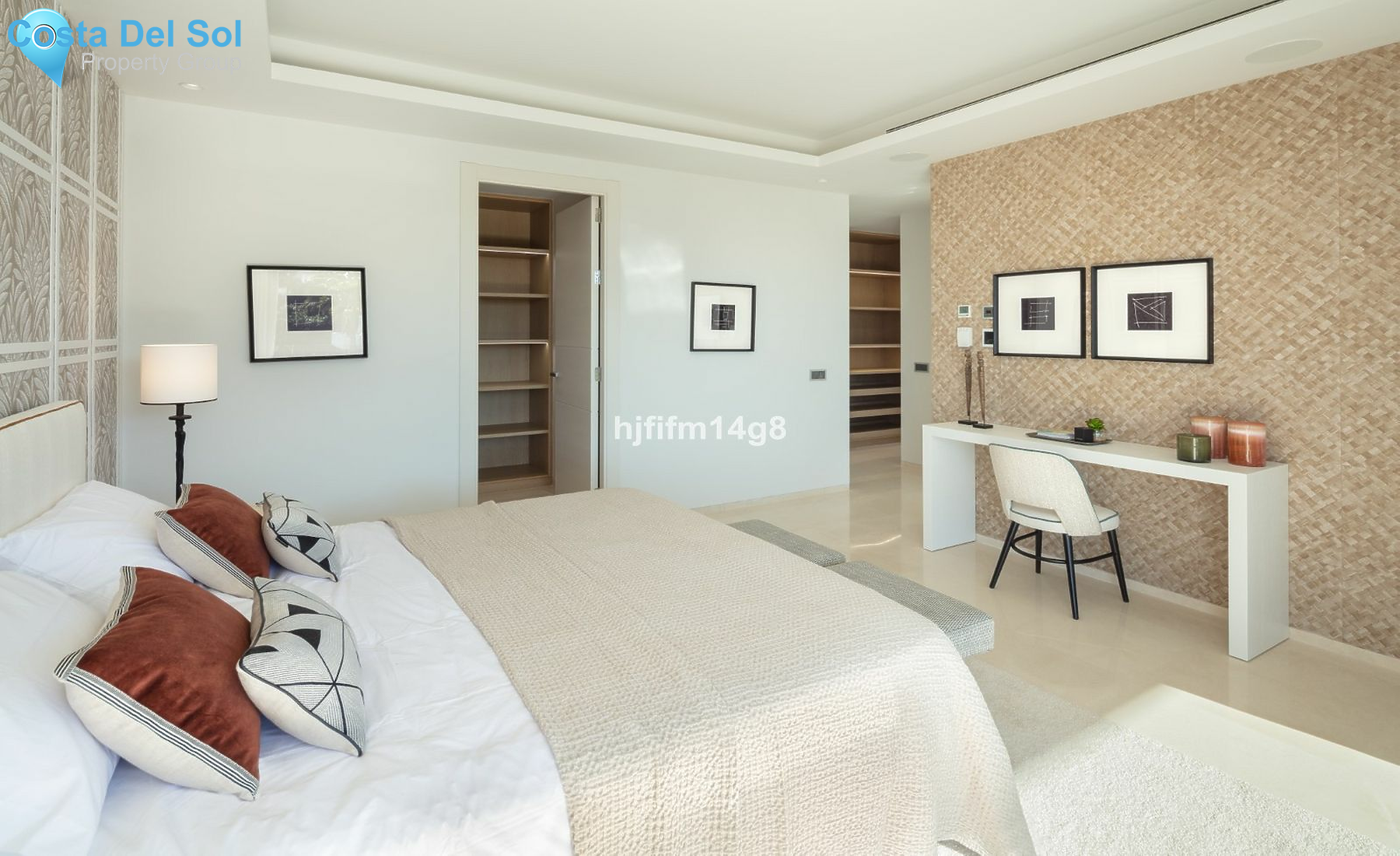 Detached Villa in Nueva Andalucía-1485165