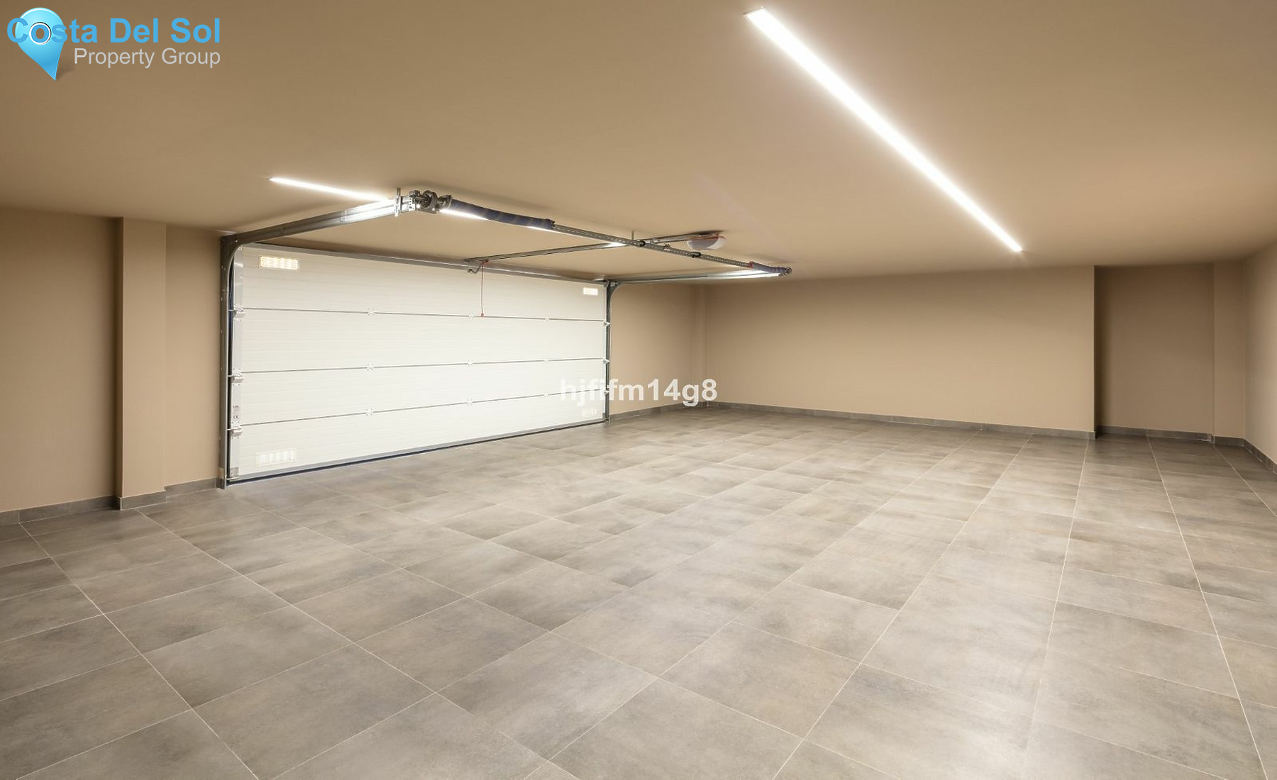 Detached Villa in Nueva Andalucía-1485172