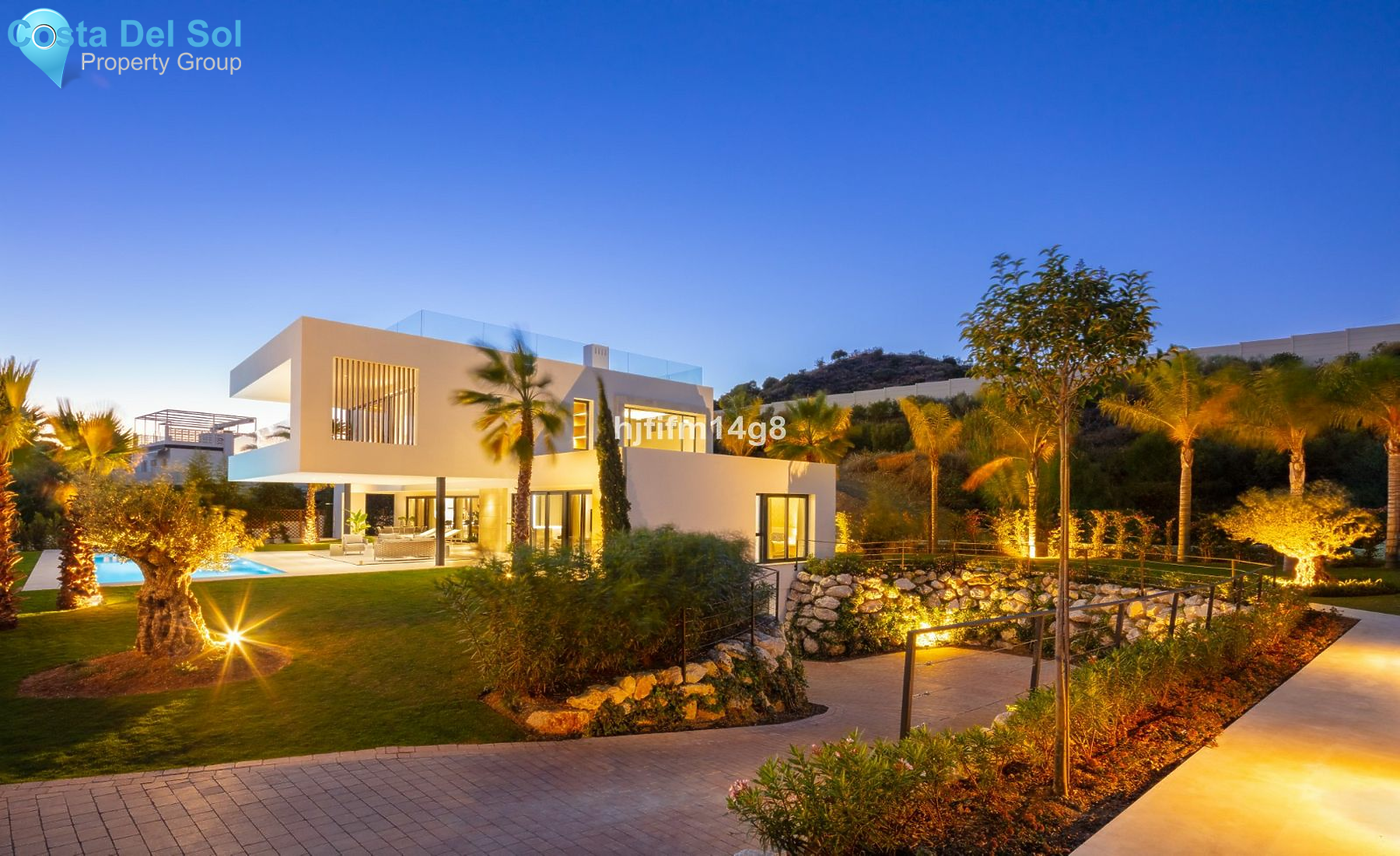 Detached Villa in Nueva Andalucía-1485157
