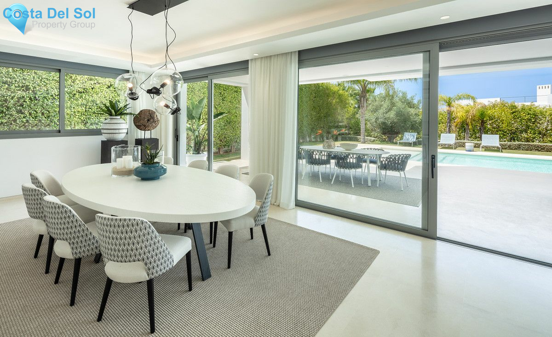 Detached Villa in Nueva Andalucía-1487360