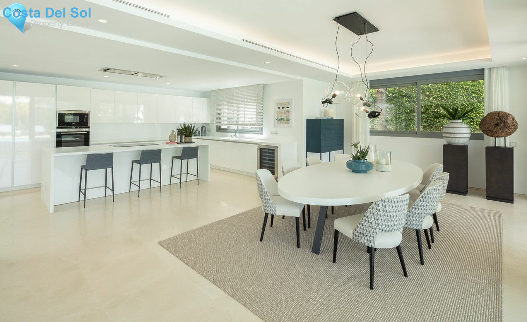 Detached Villa in Nueva Andalucía-1487361
