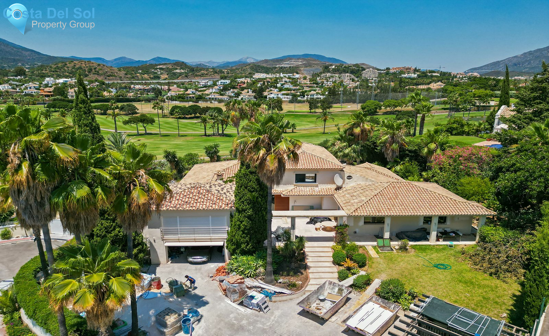 Detached Villa in Nueva Andalucía-1487583