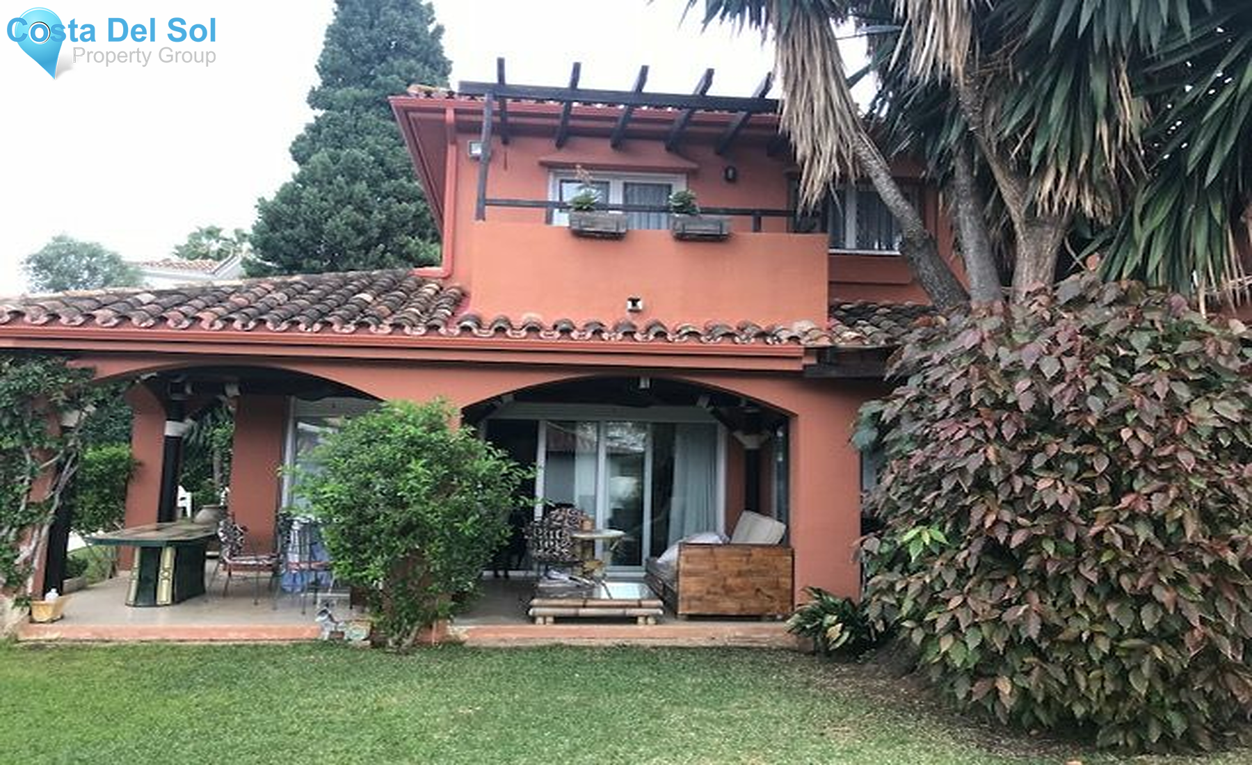 Detached Villa in Nueva Andalucía
