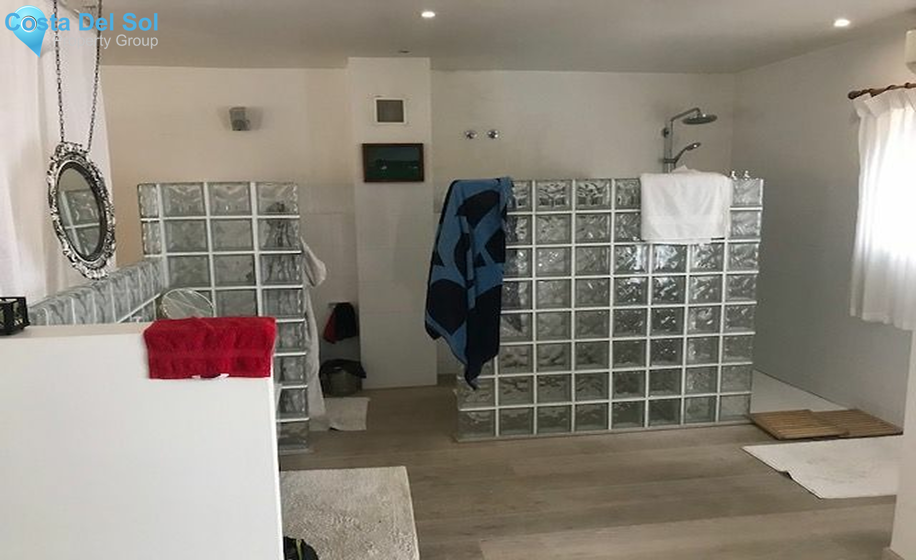 Detached Villa in Nueva Andalucía-1489960