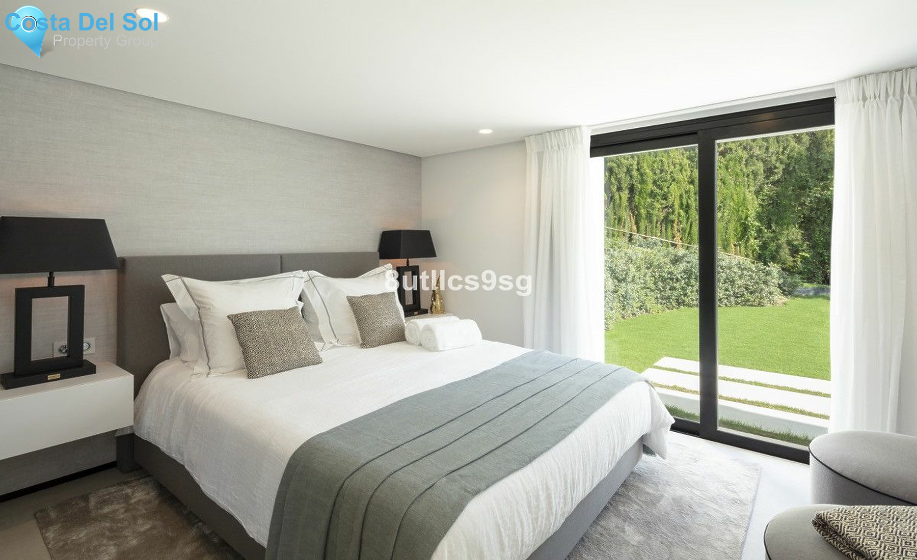 Detached Villa in Nueva Andalucía-1492368
