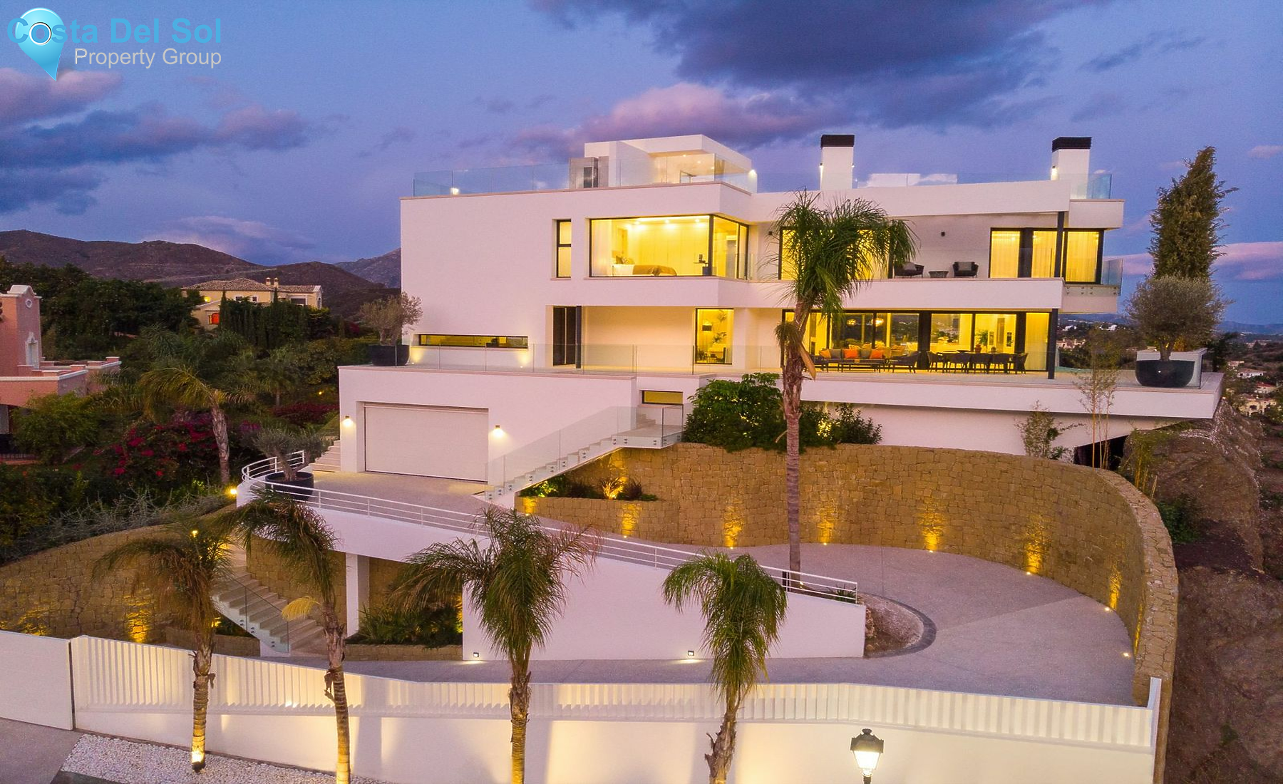 Detached Villa in Nueva Andalucía-1531733