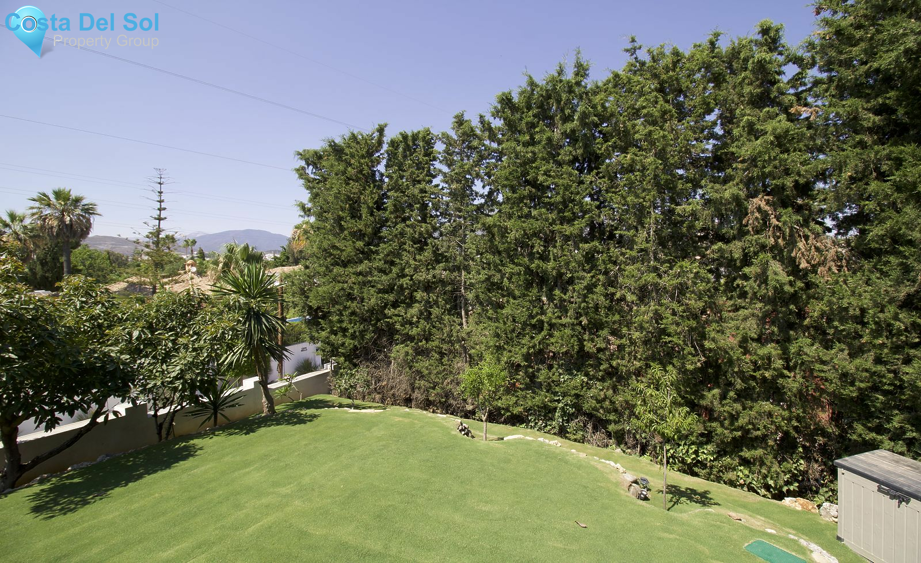 Detached Villa in Nueva Andalucía-1533671