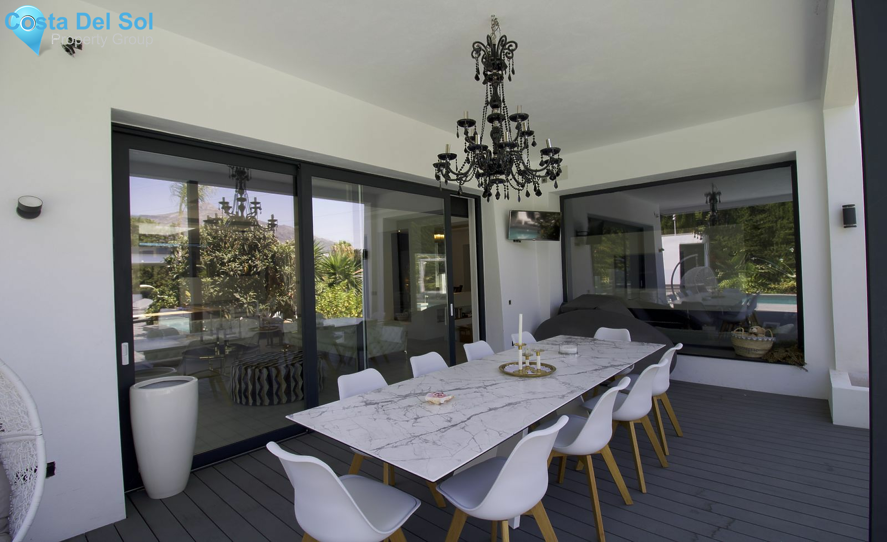 Detached Villa in Nueva Andalucía-1533654