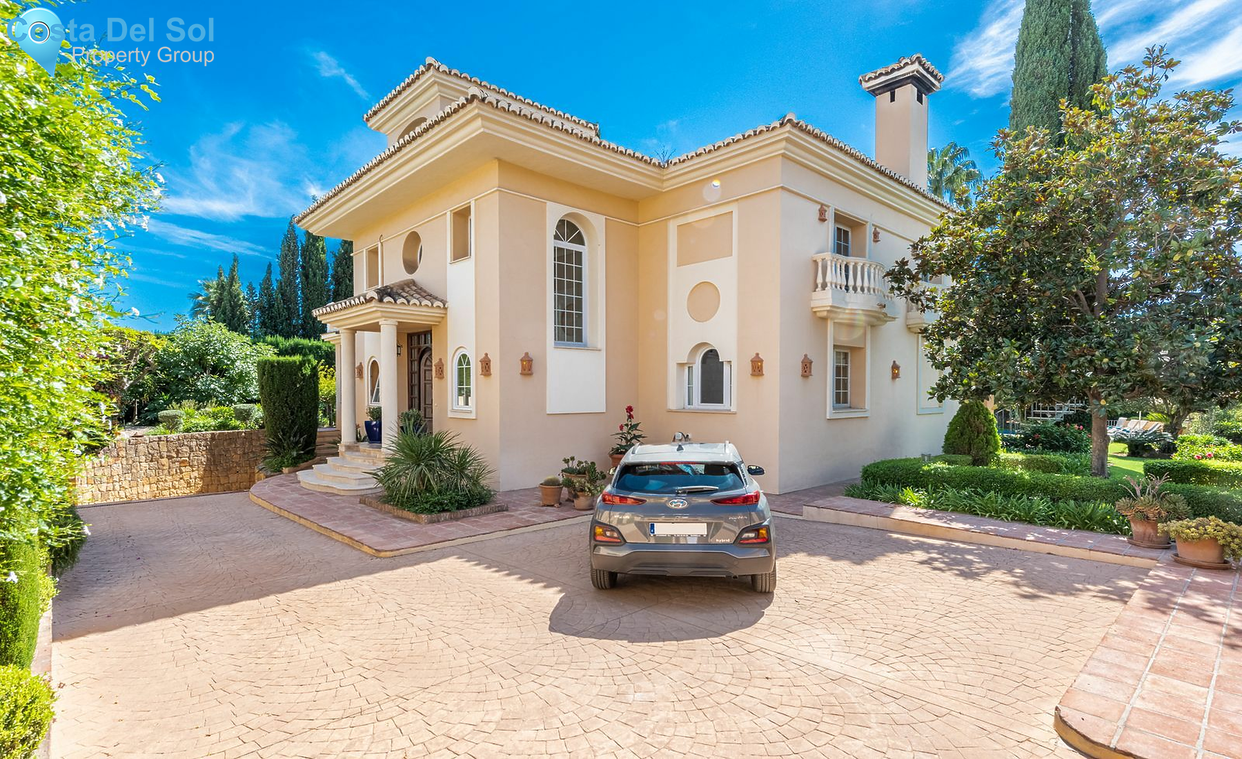 Detached Villa in Nueva Andalucía-1551615