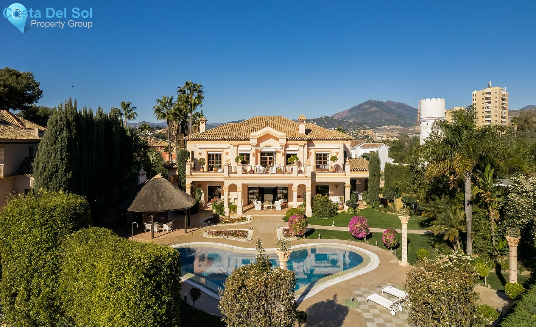 Detached Villa in Puerto Banús-1429056