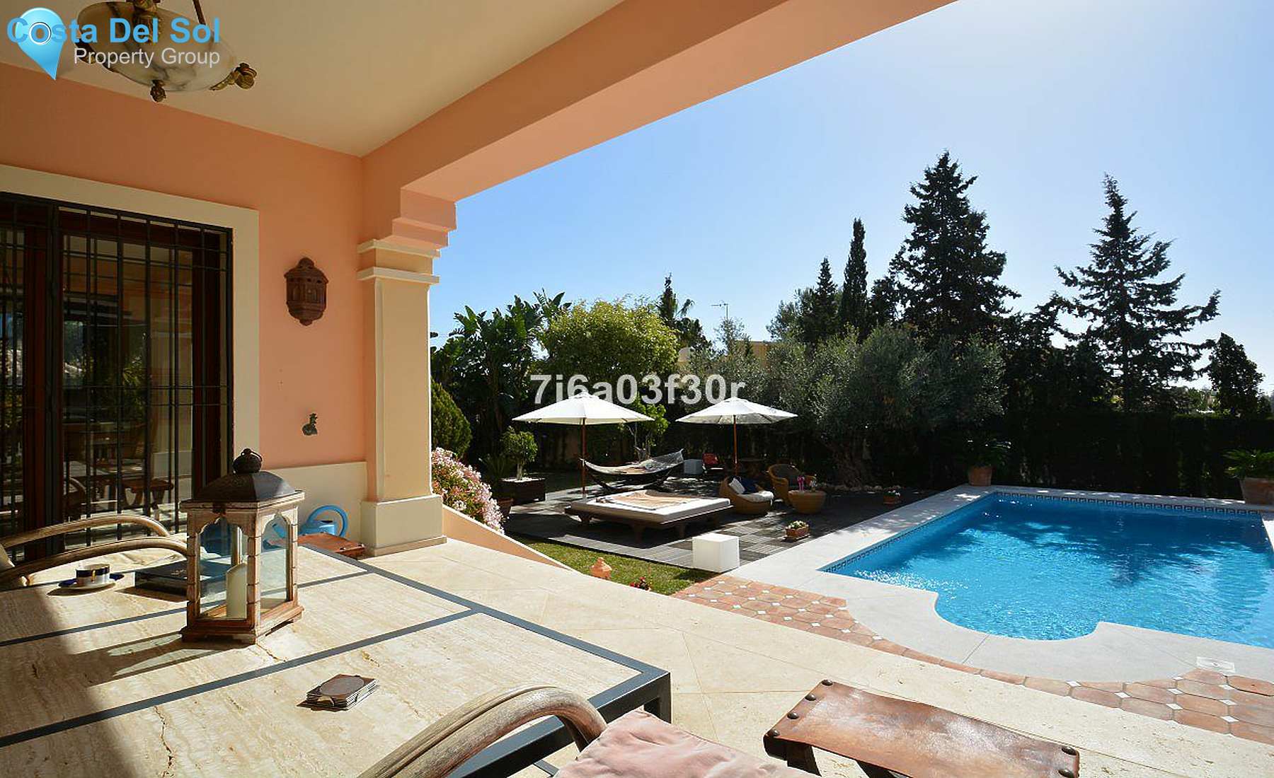 Detached Villa in Puerto Banús-1490410