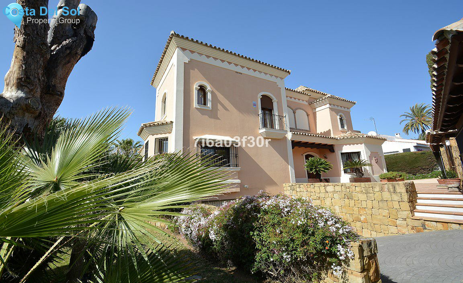 Detached Villa in Puerto Banús-1490419
