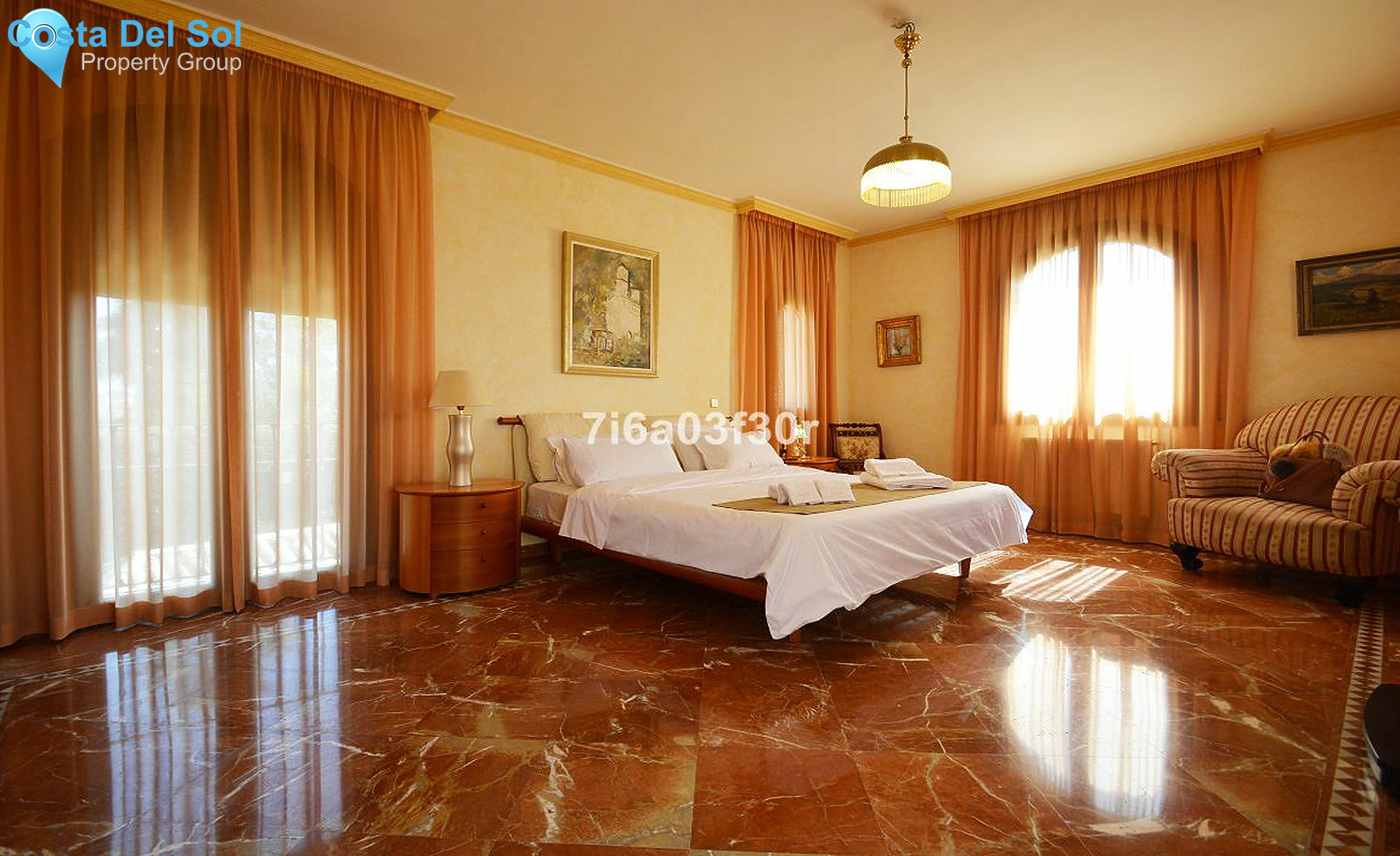 Detached Villa in Puerto Banús-1490413