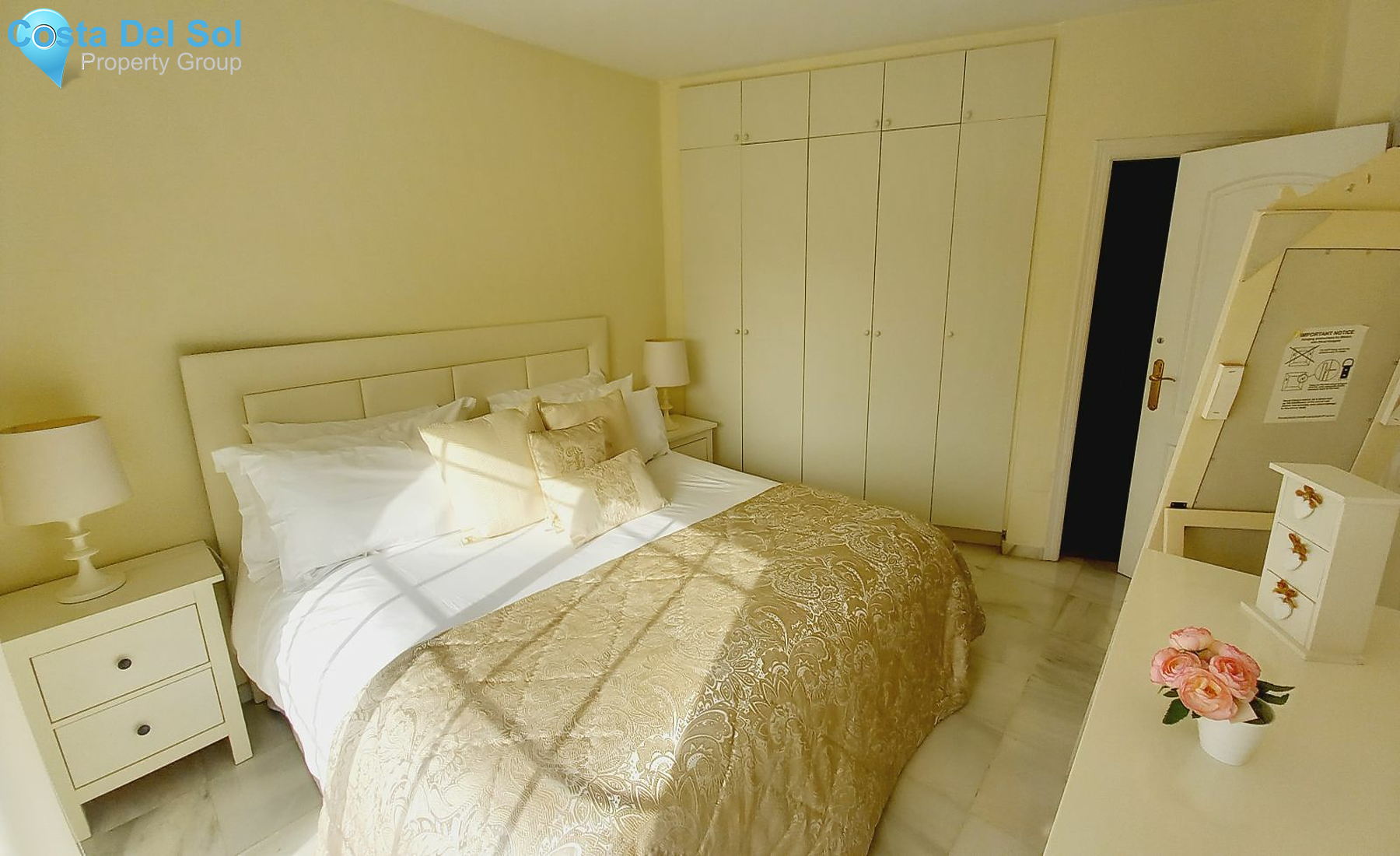 Detached Villa in Riviera del Sol-1161904